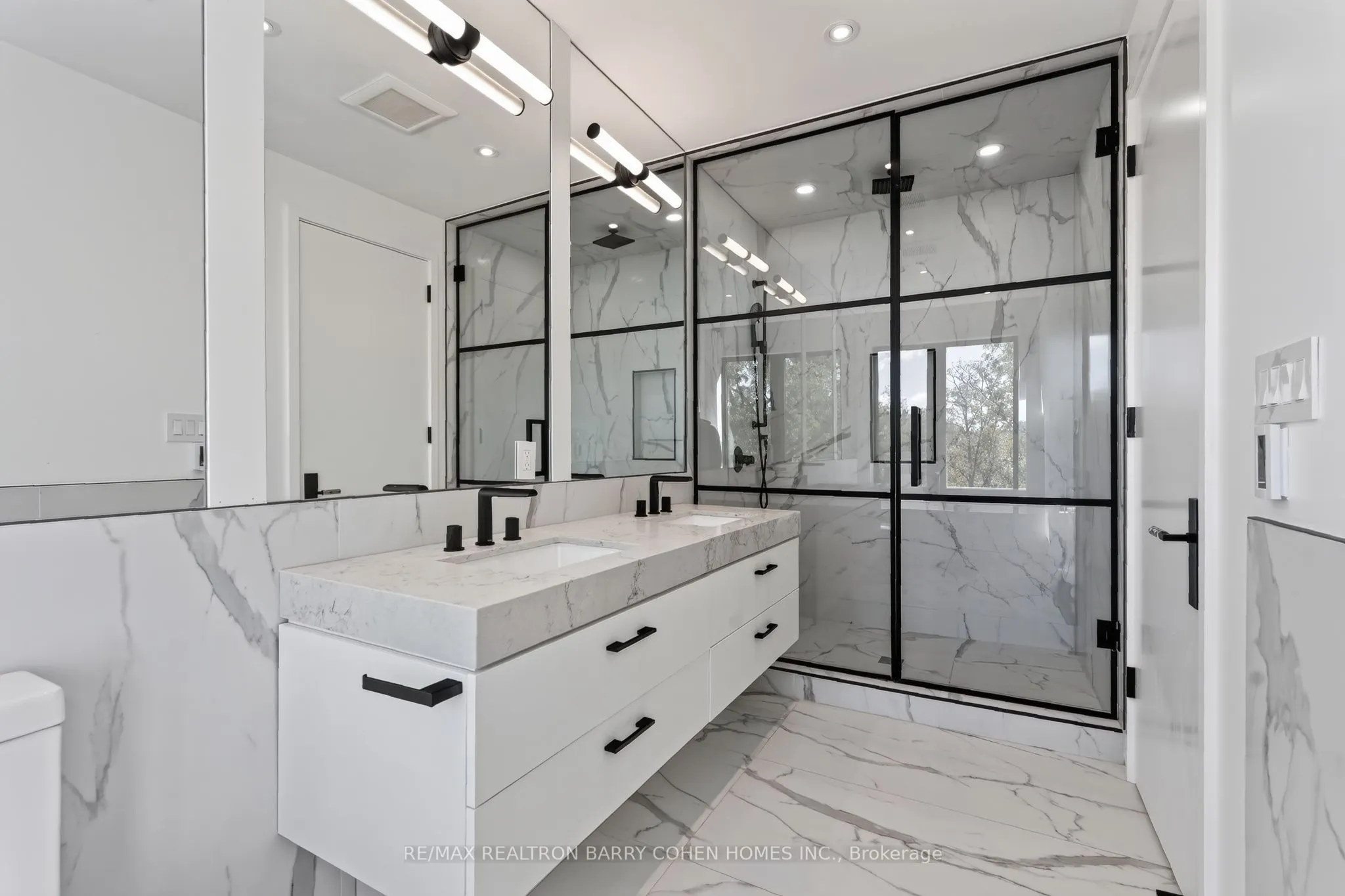 119 Glengrove Avenue W