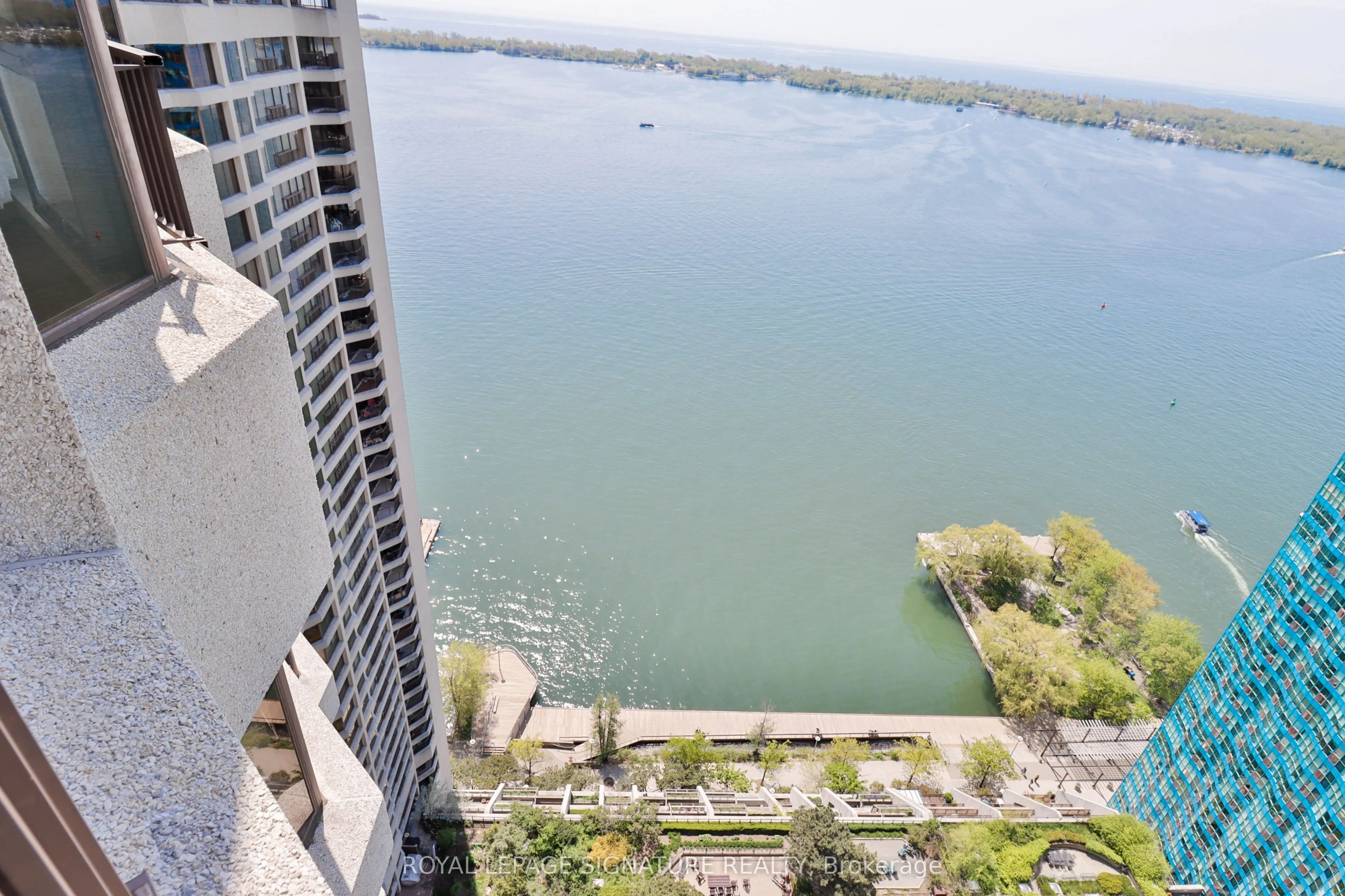 55 Harbour Square #PH10