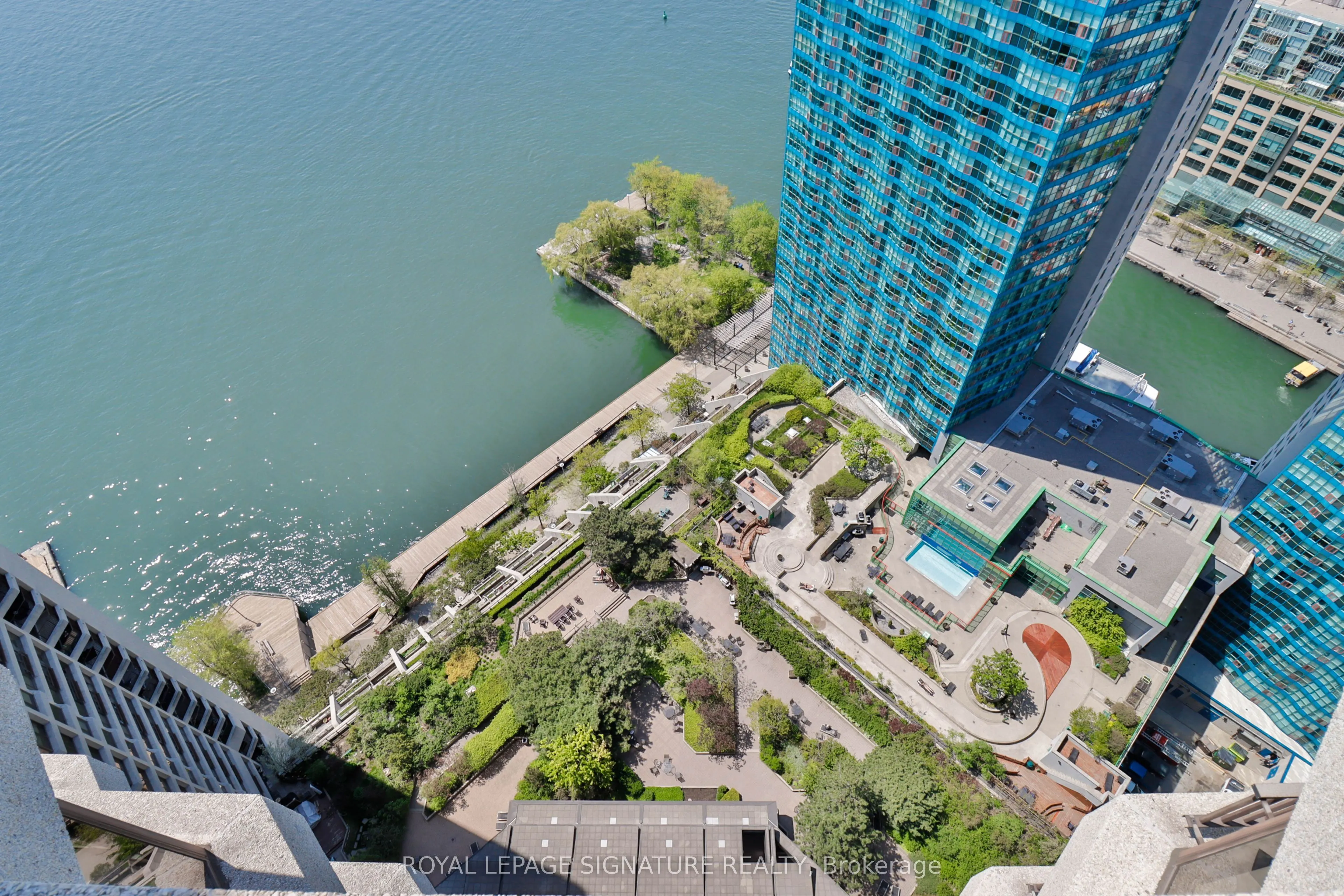 55 Harbour Square #PH10