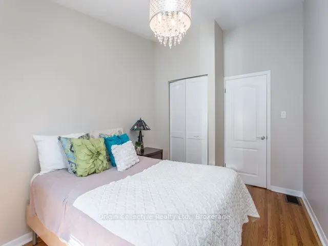 10 Esterbrooke Avenue #40