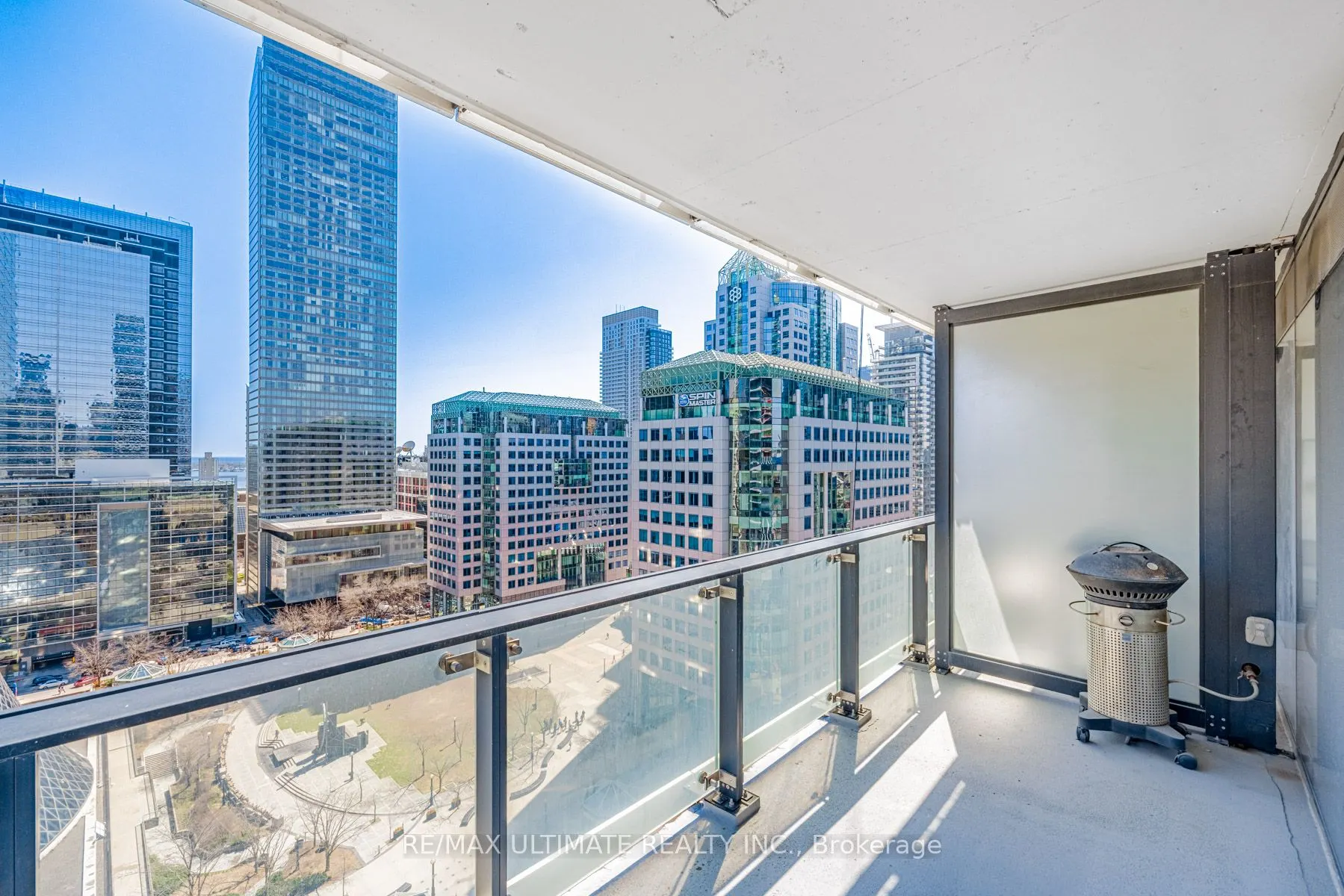 224 King Street W #1504