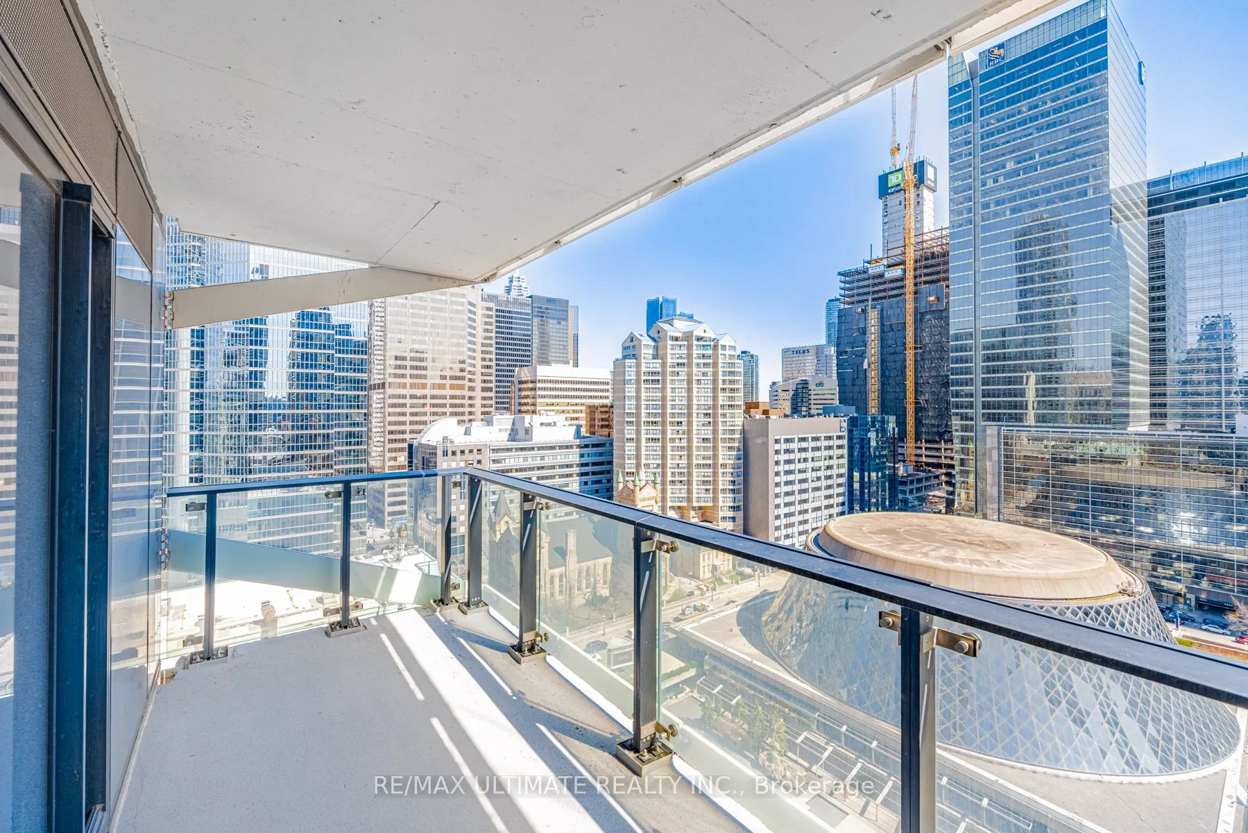 224 King Street W #1504
