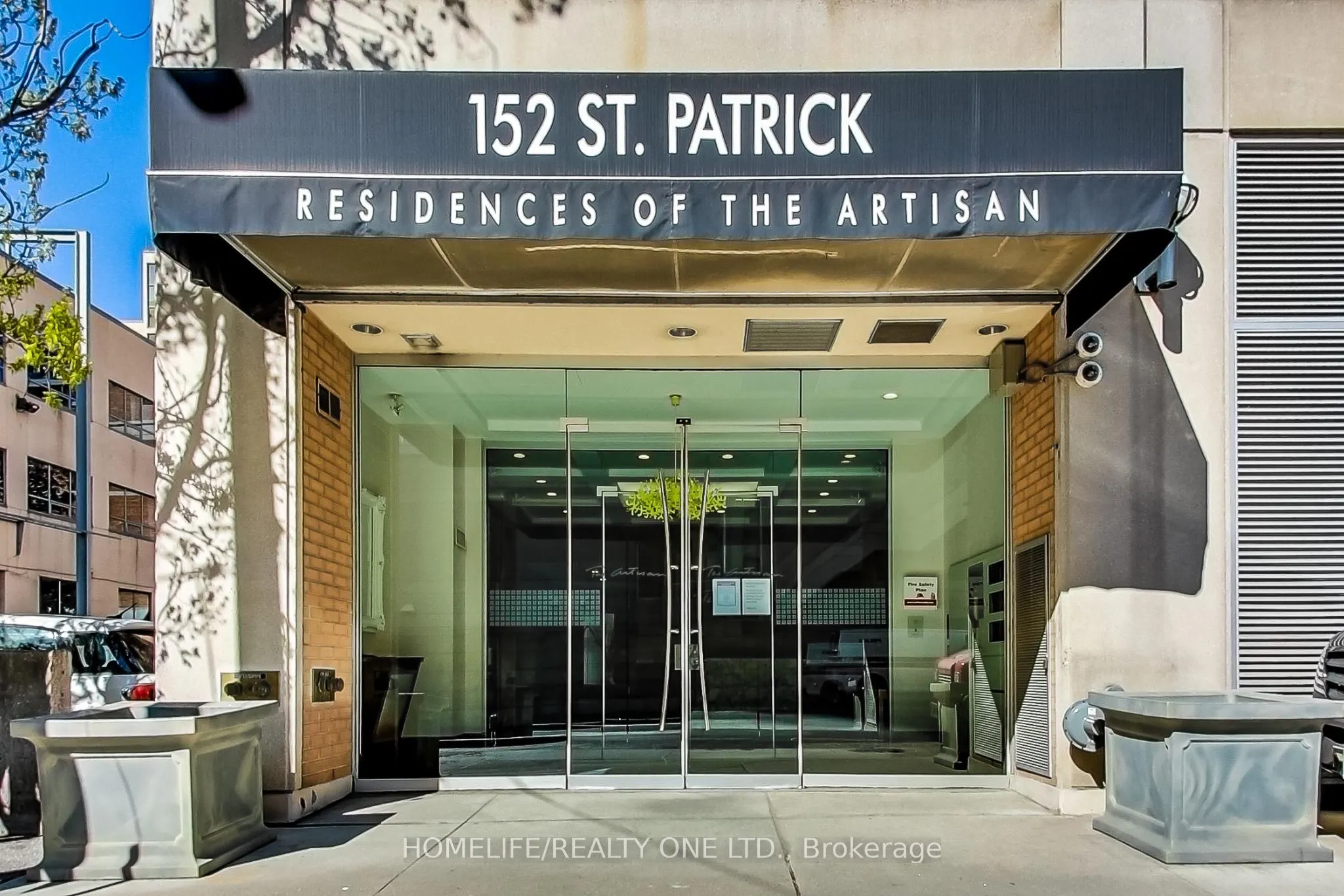 152 St Patrick Street #1105