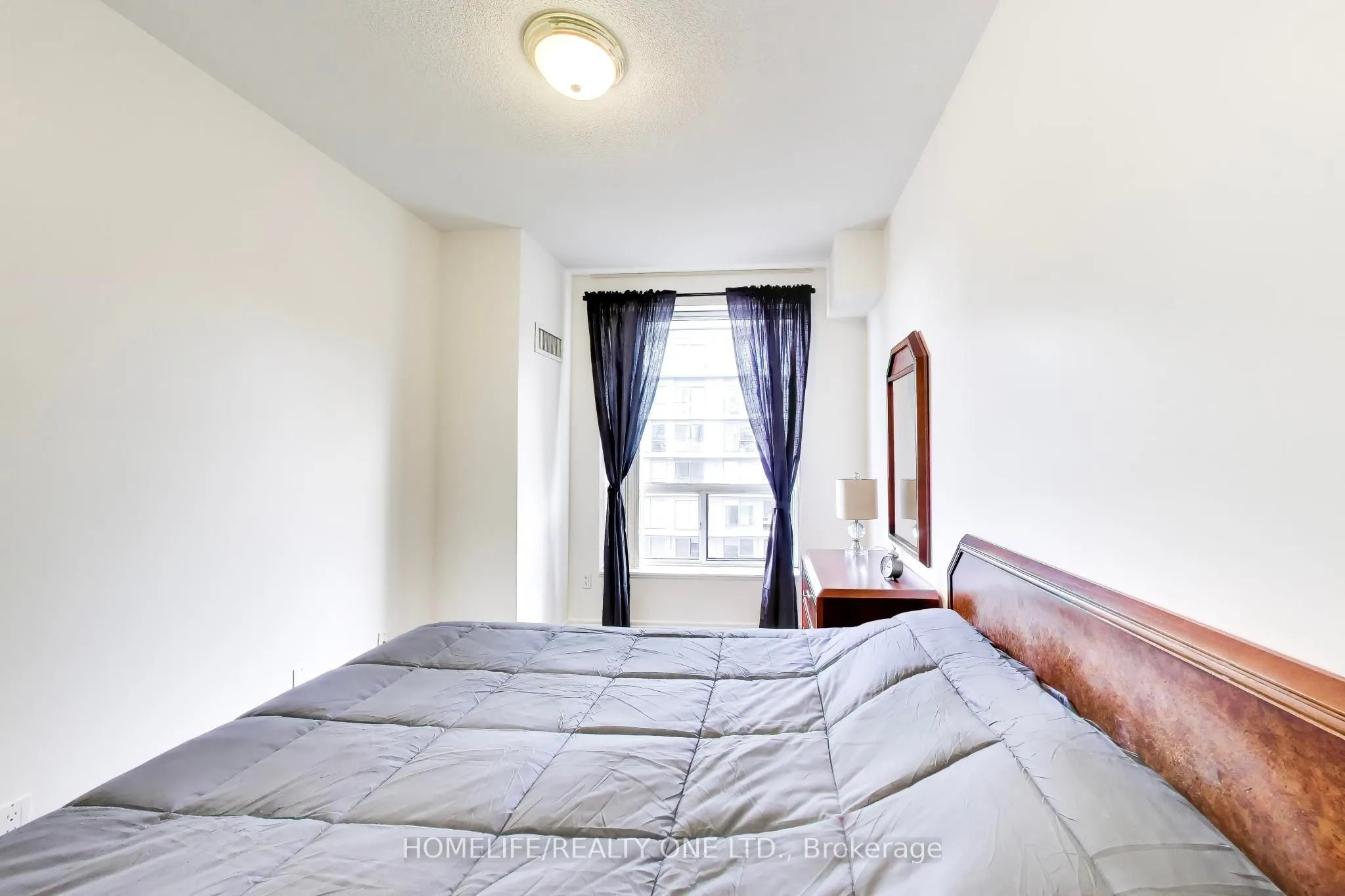 152 St Patrick Street #1105