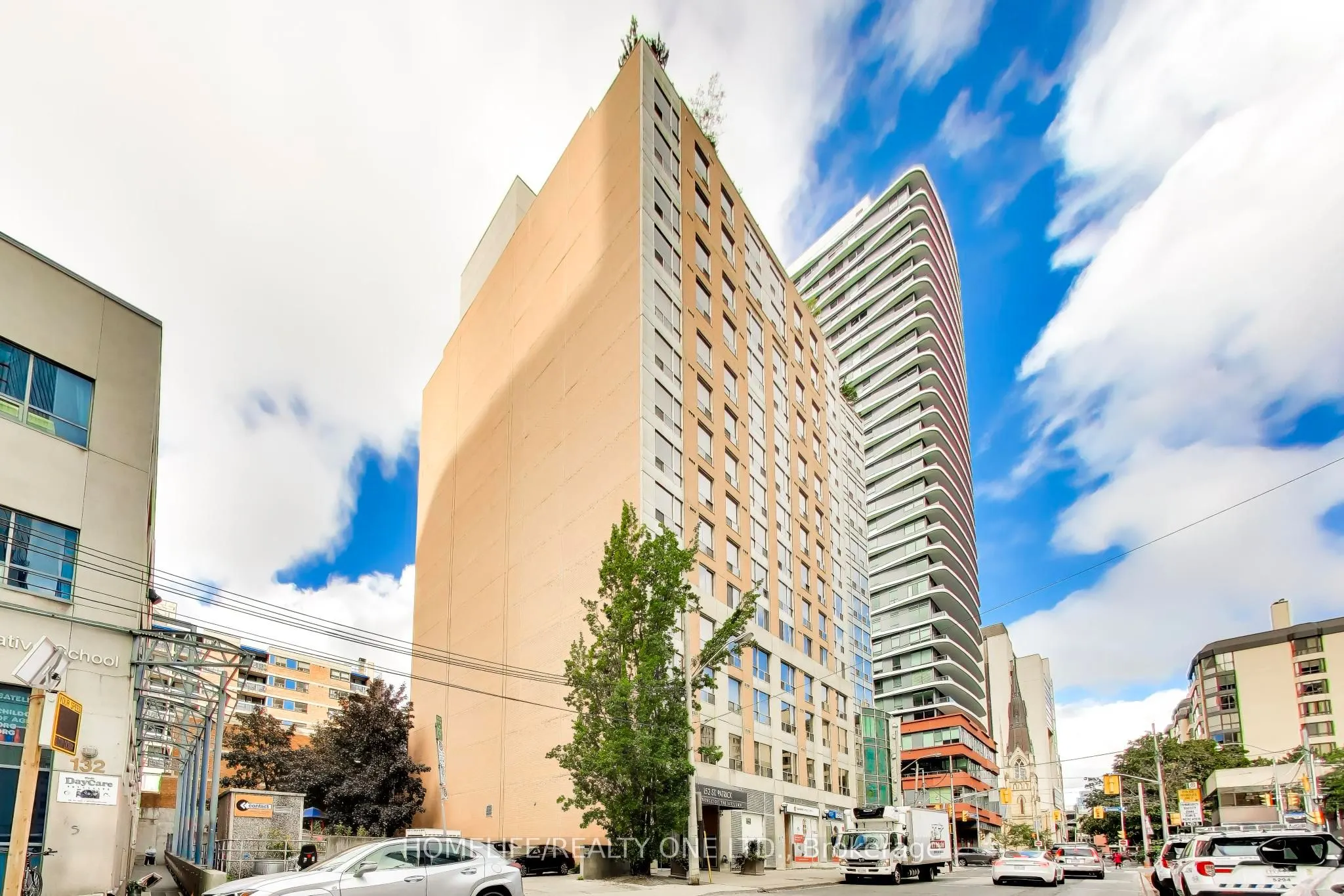 152 St Patrick Street #1105