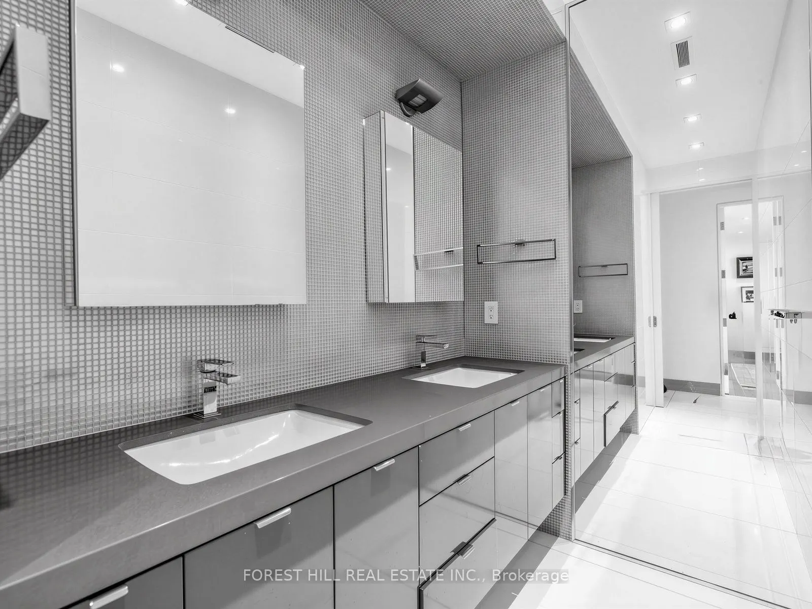625 Avenue Road #2003