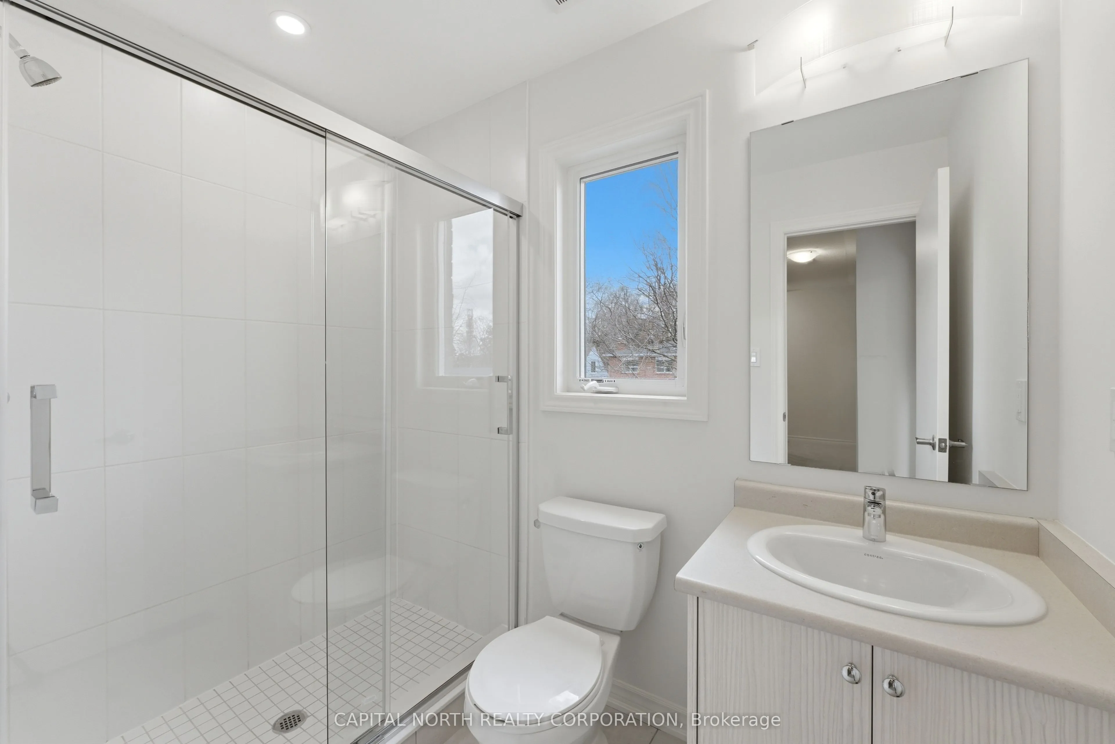 54B Touraine Avenue