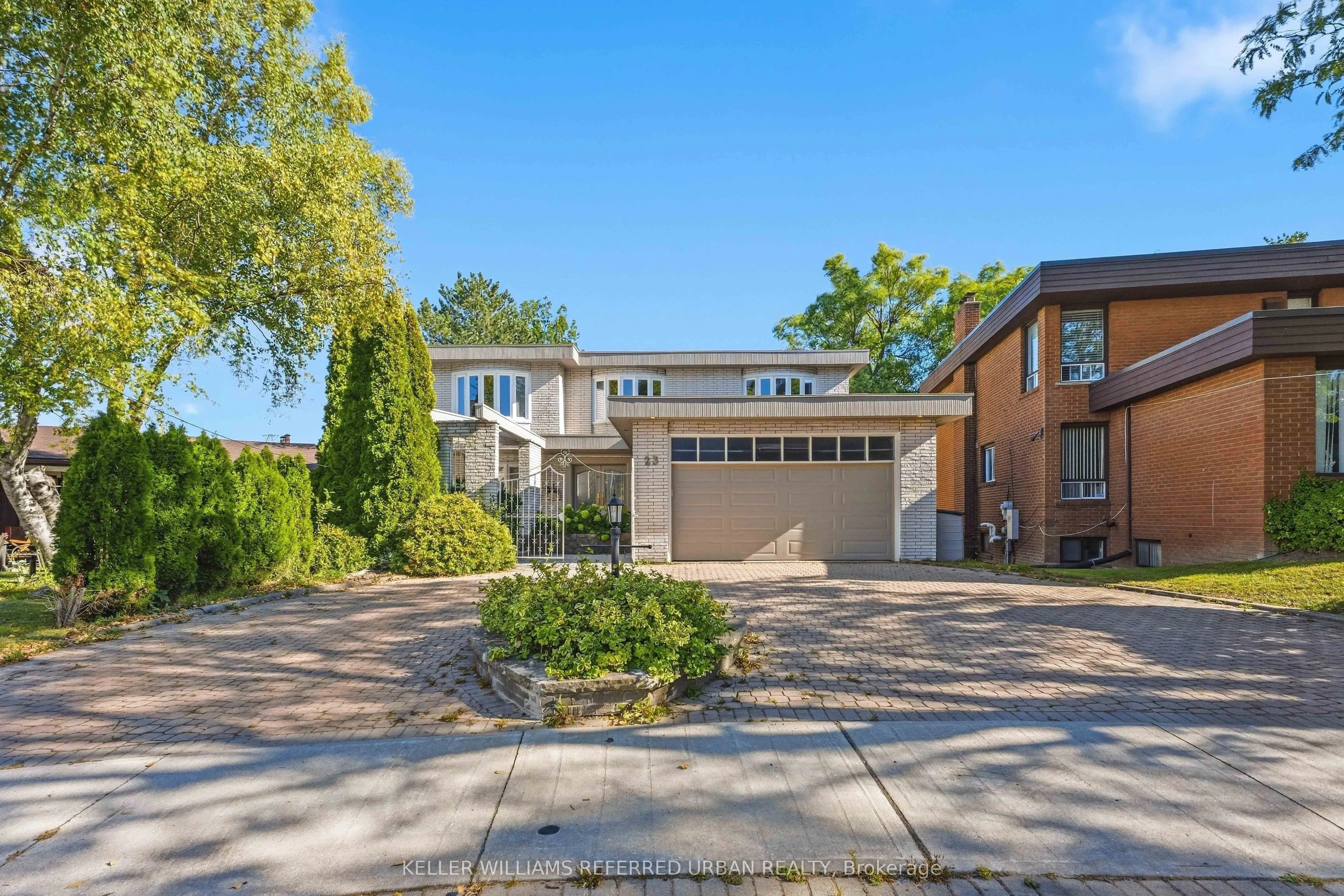 23 Brockington Crescent