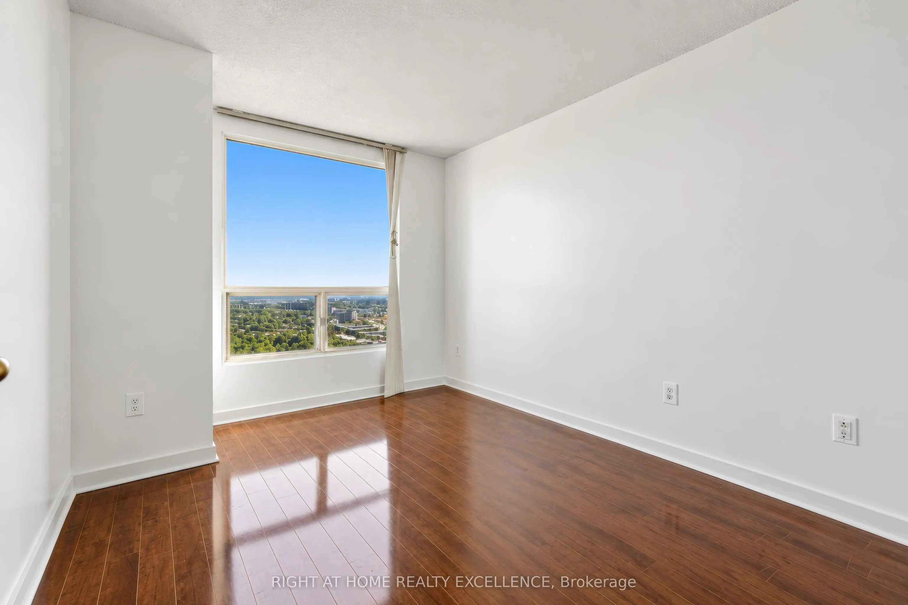 7 Concorde Place #3703