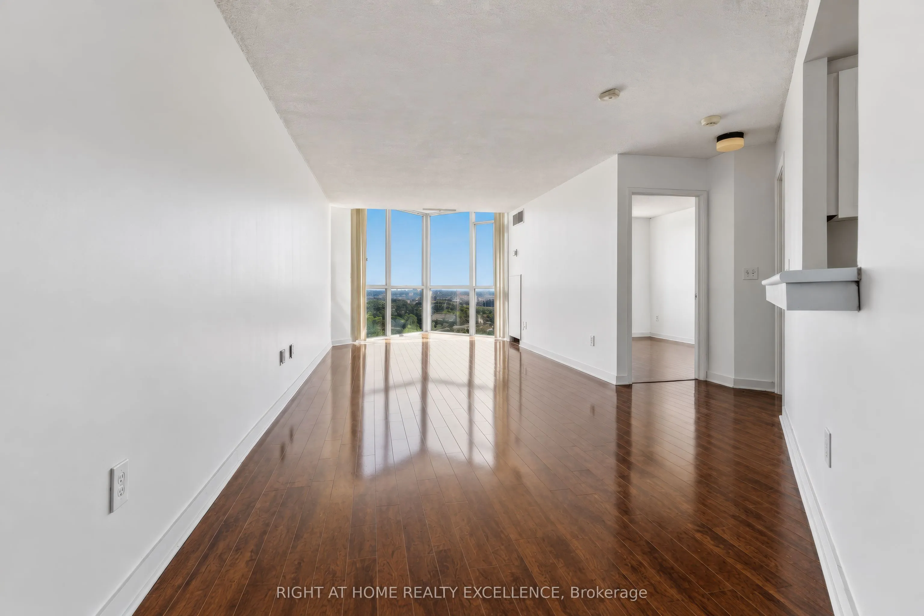 7 Concorde Place #3703