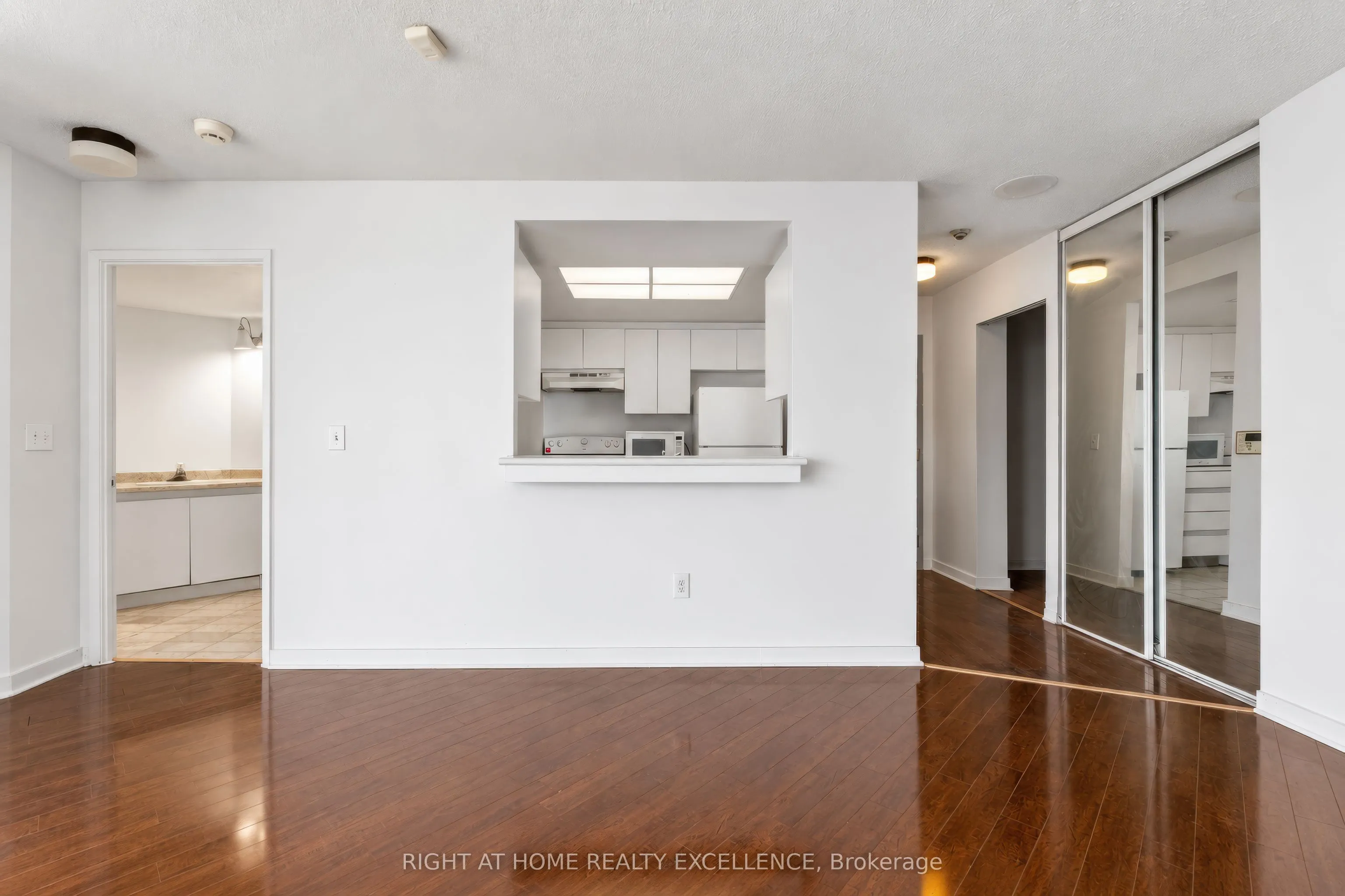7 Concorde Place #3703