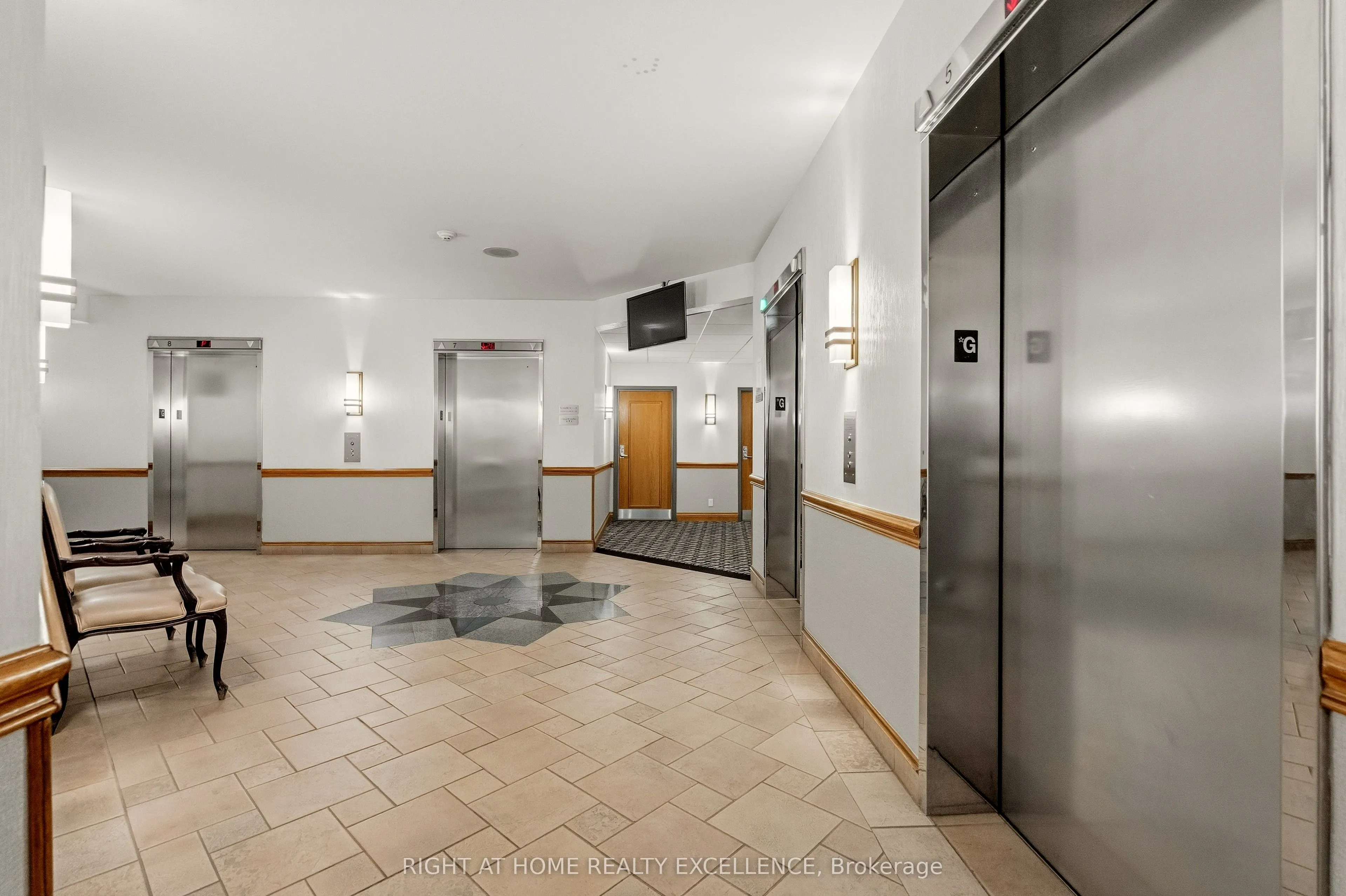 7 Concorde Place #3703