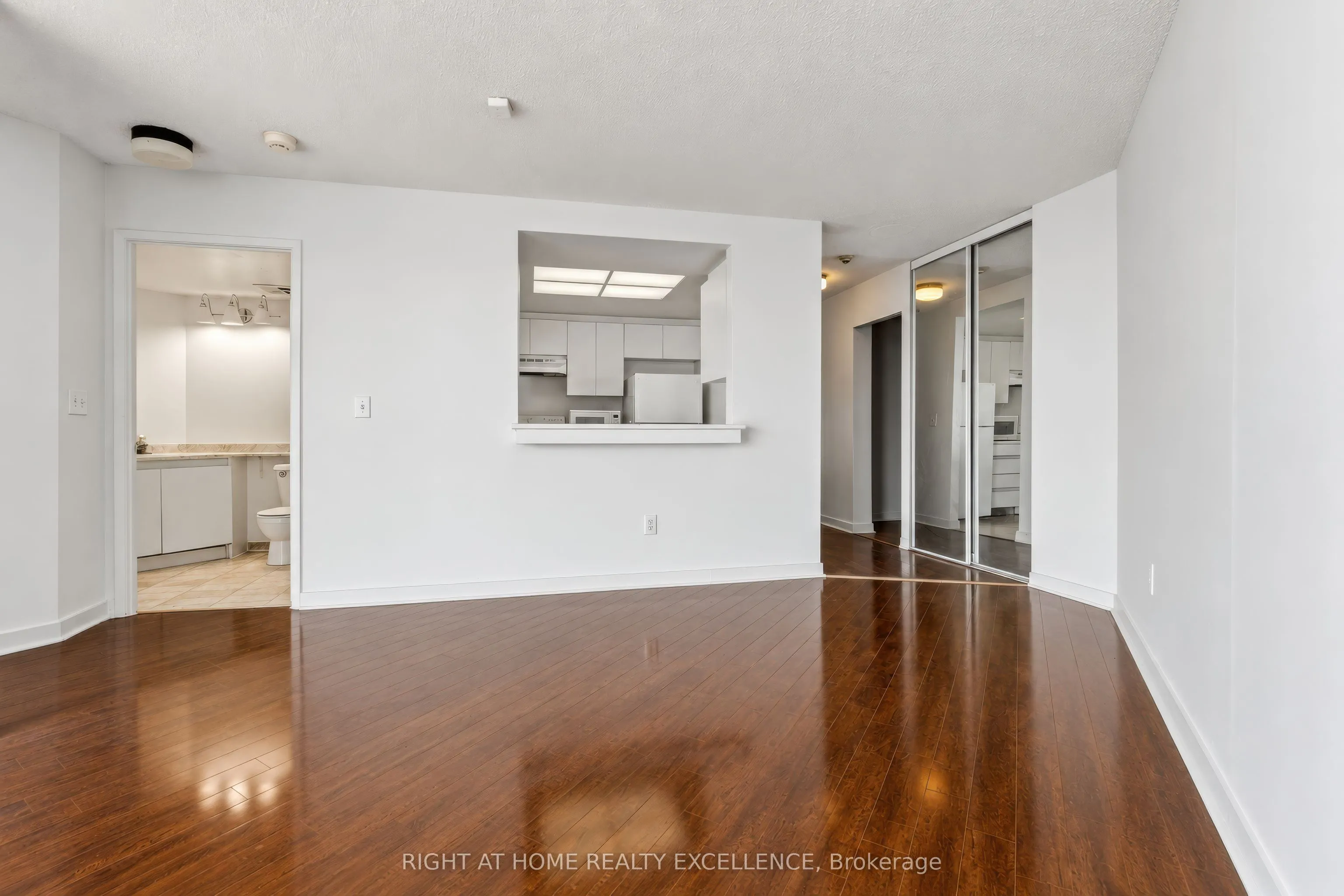 7 Concorde Place #3703
