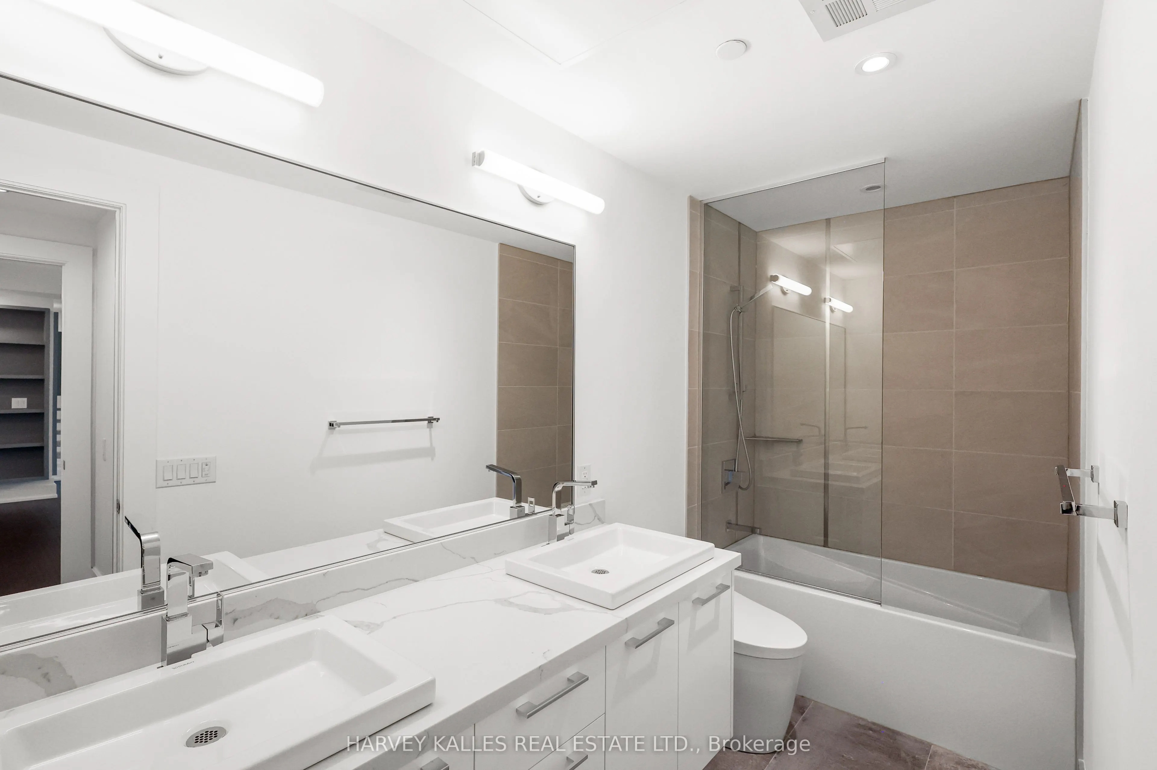 3 Southvale Drive #401