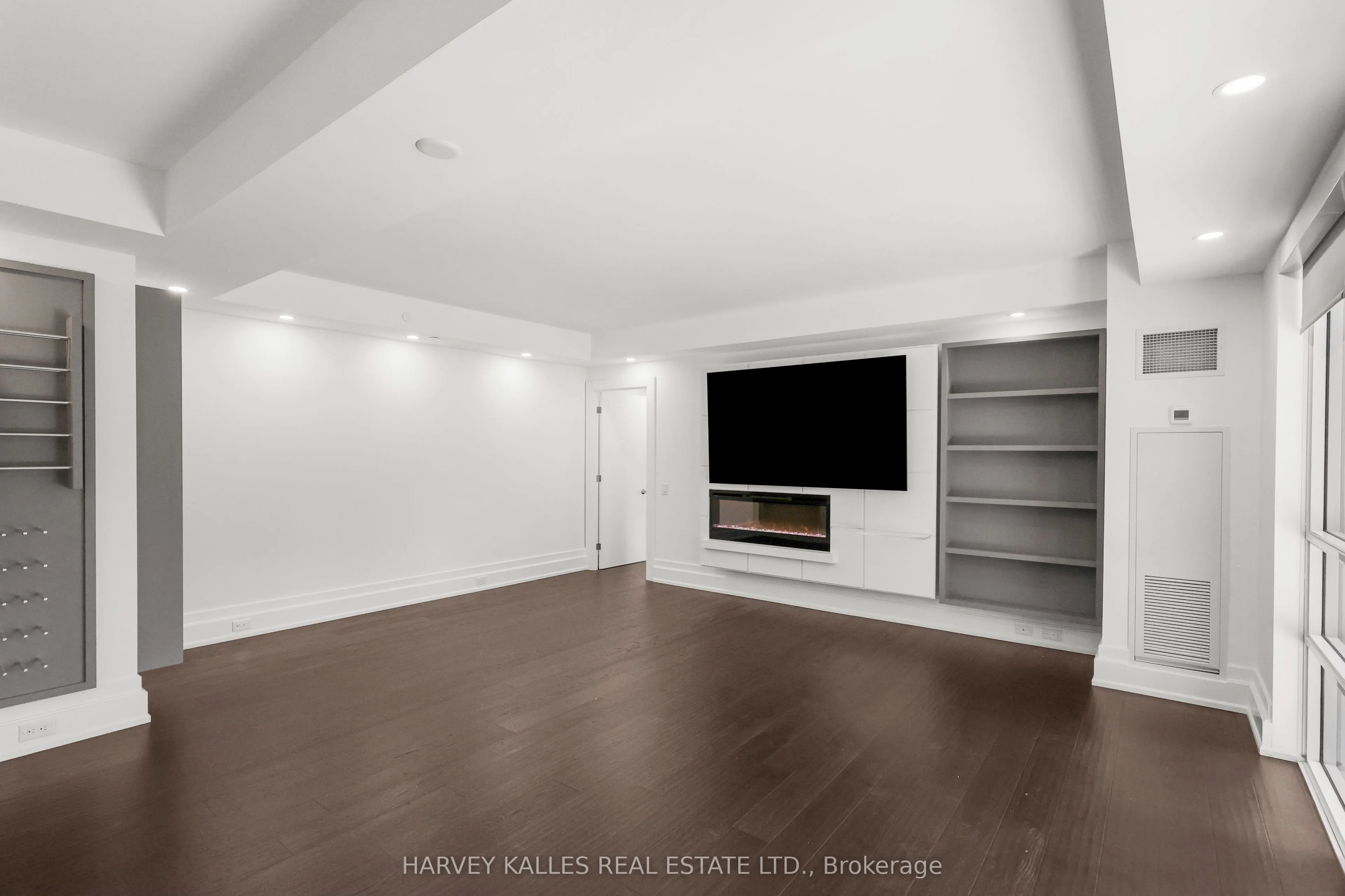 3 Southvale Drive #401
