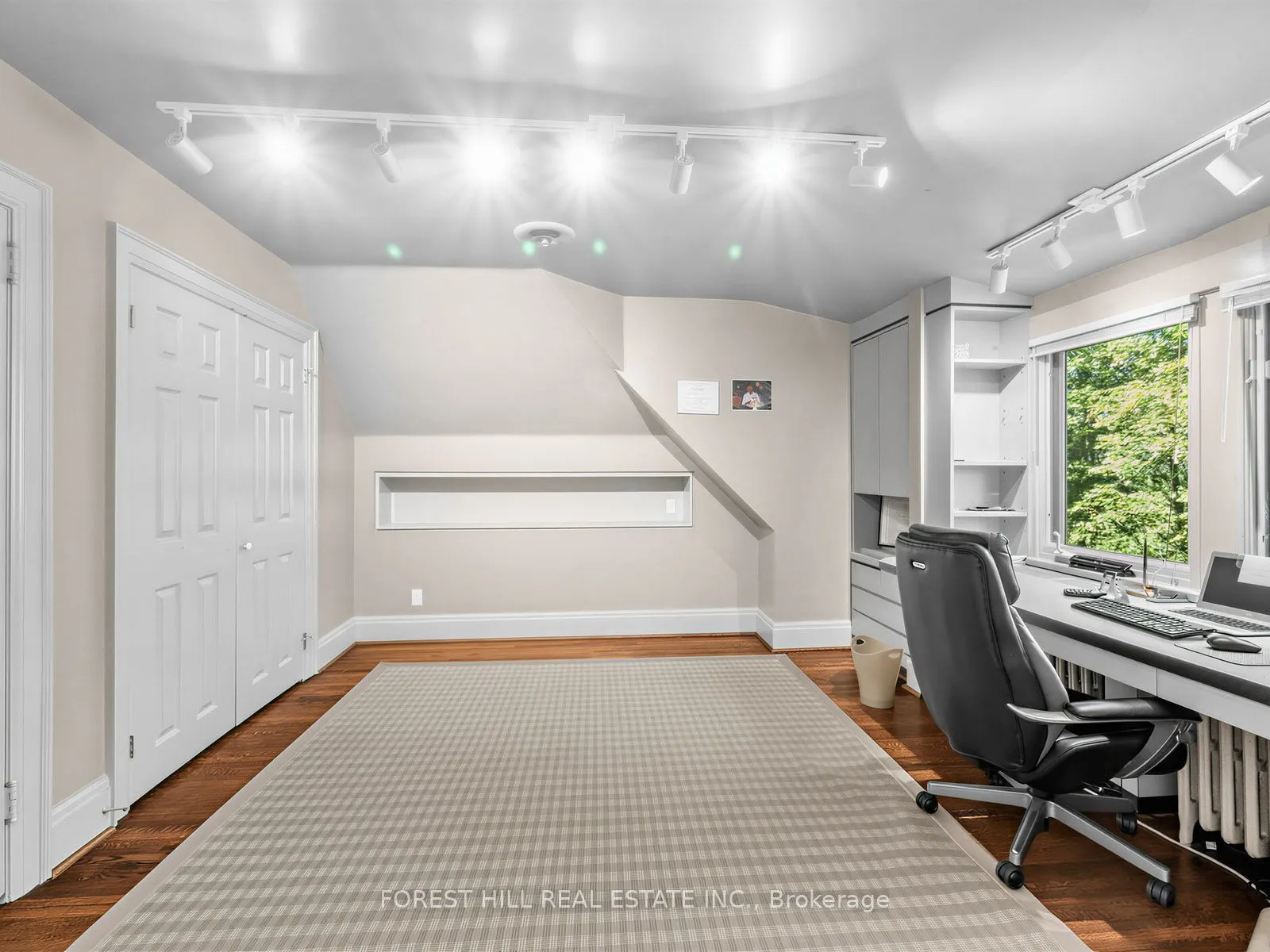 9 Ormsby Crescent