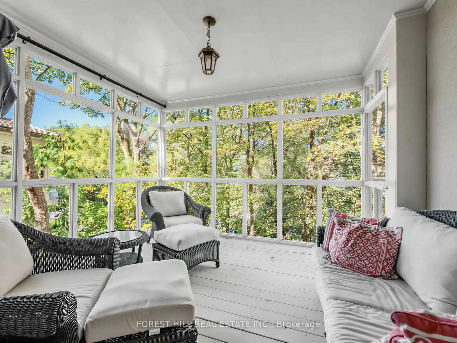 9 Ormsby Crescent