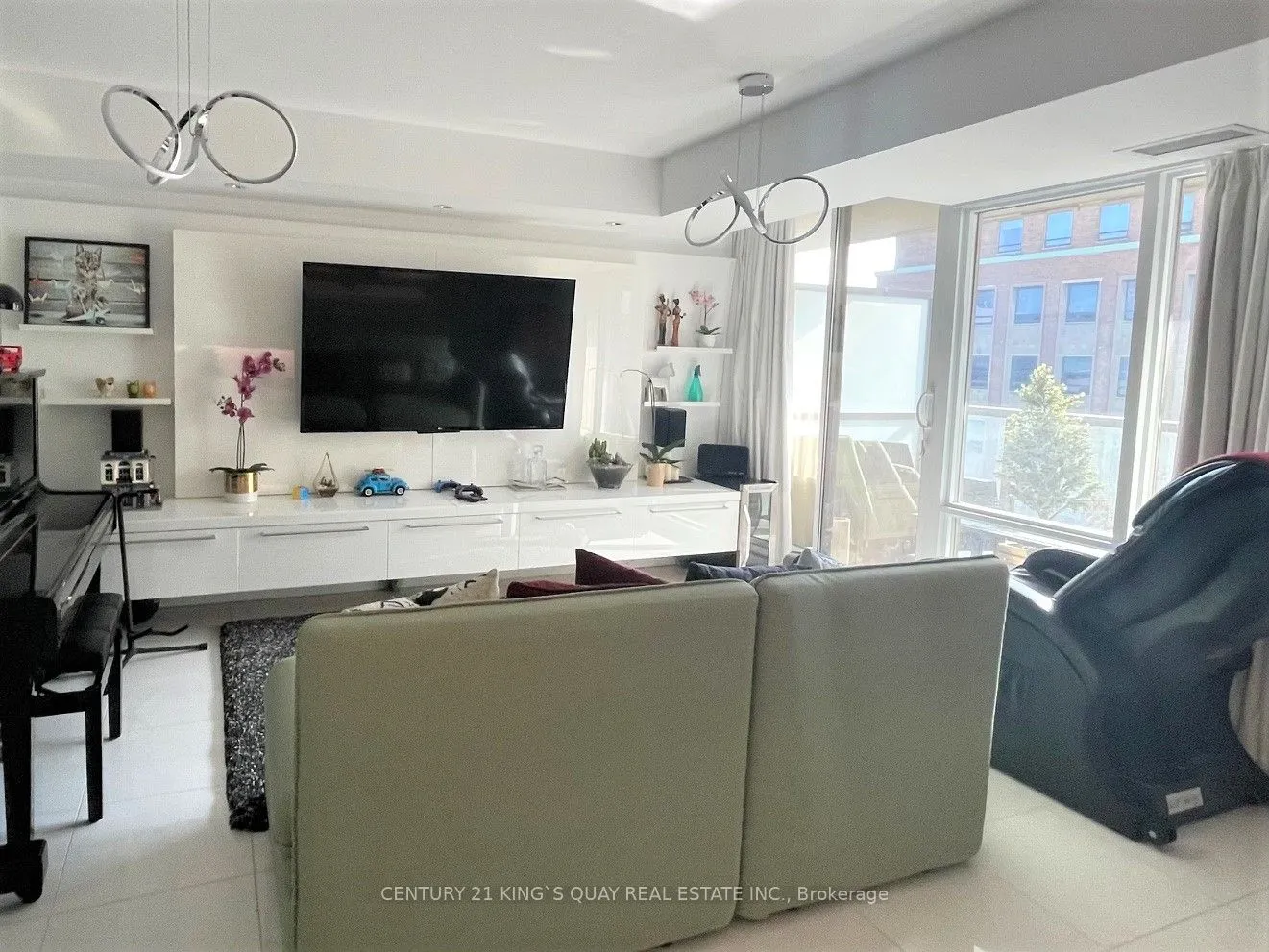 1 Bedford Road #516
