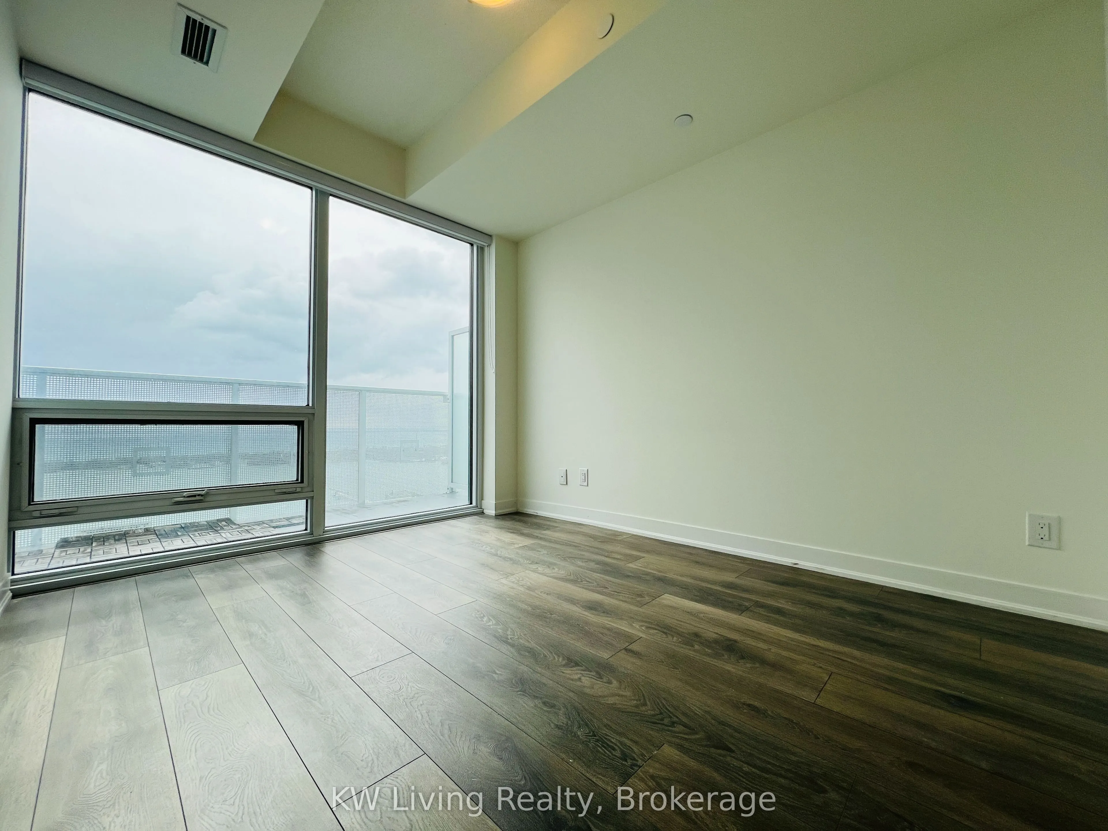 88 Harbour Street E #5109
