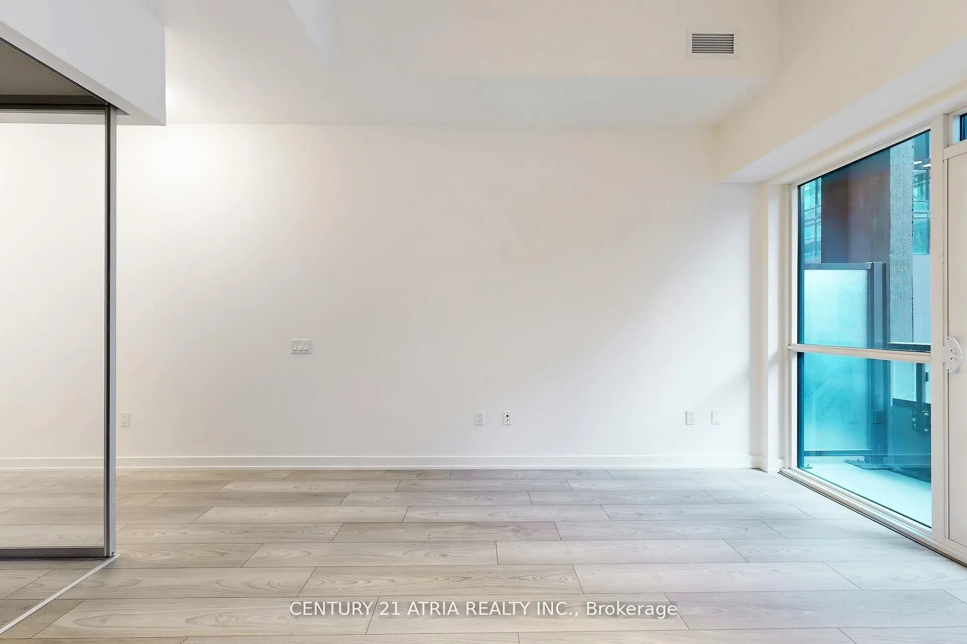 110 Broadway Avenue S #411
