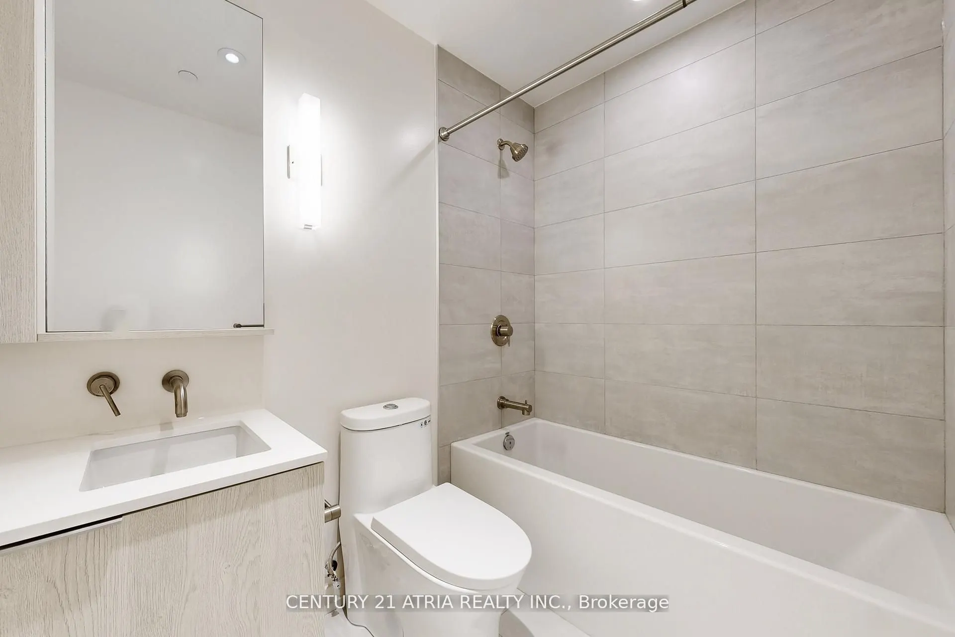 110 Broadway Avenue S #411