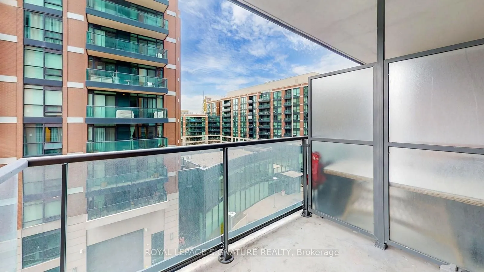 31 Tippett Road #543
