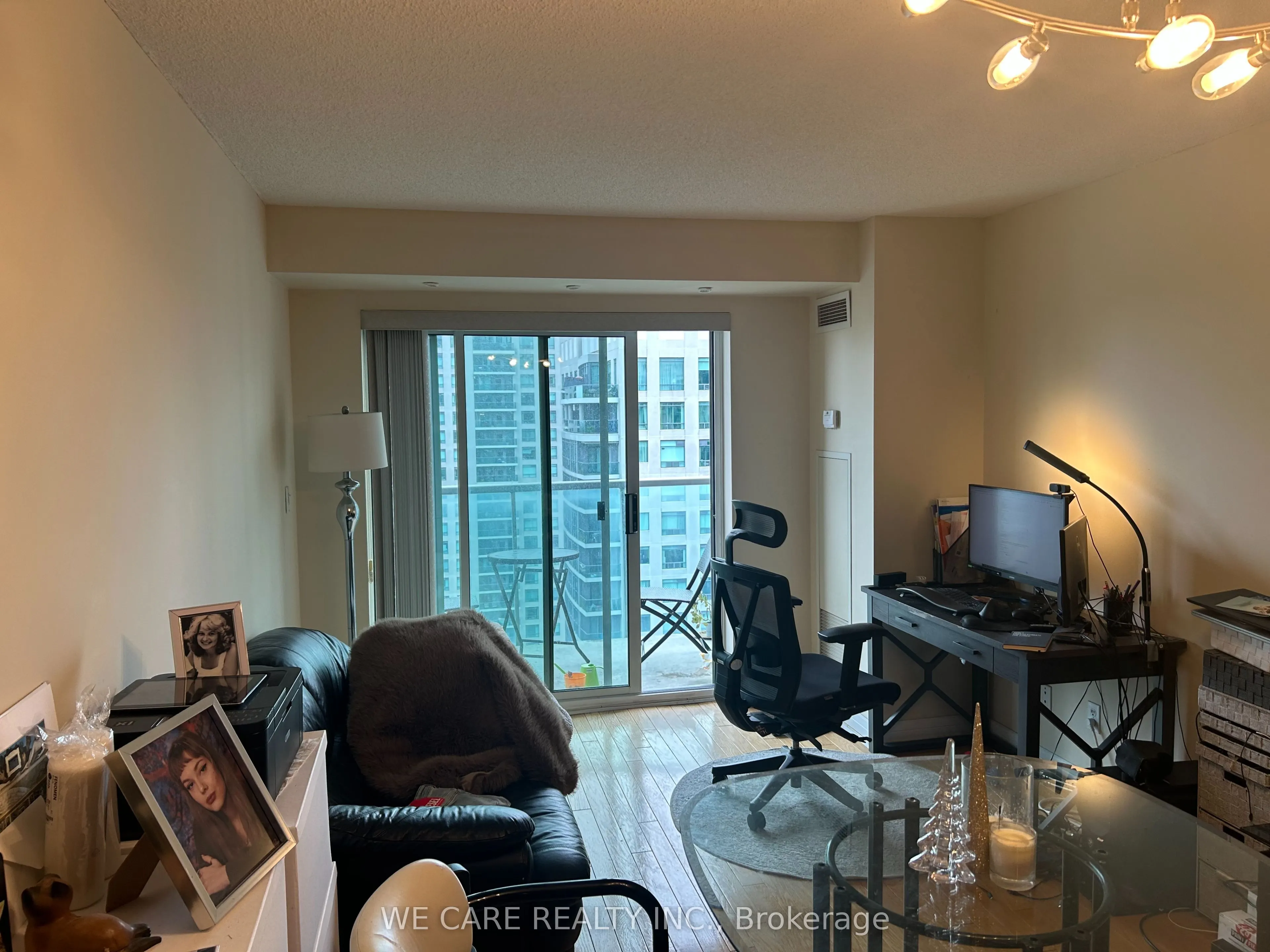 16 Harrison Garden Boulevard #2308