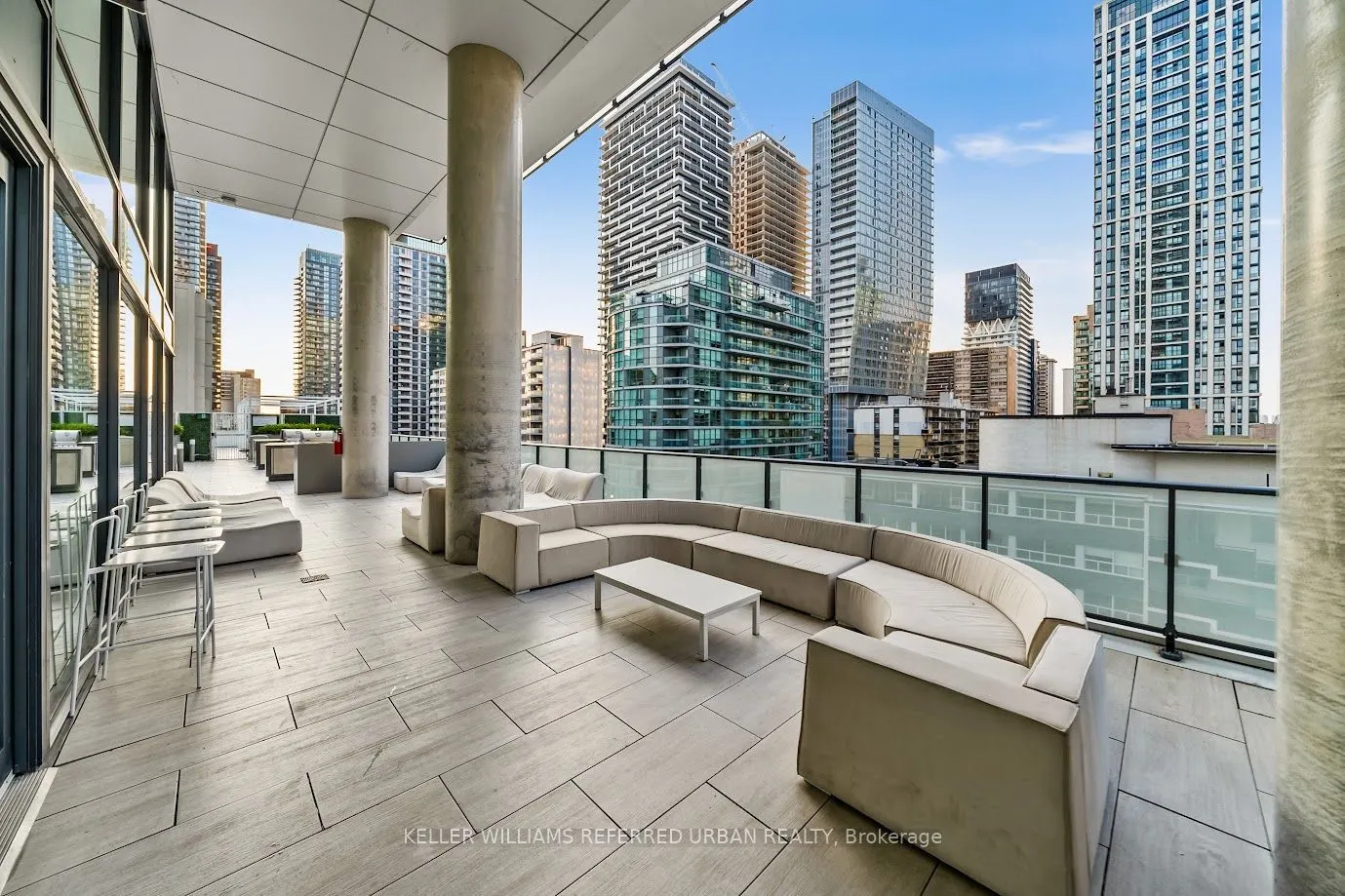 161 Roehampton Avenue W #4102