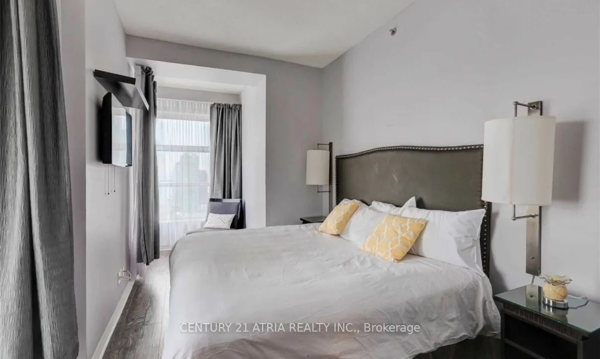 1 King Street W #2109
