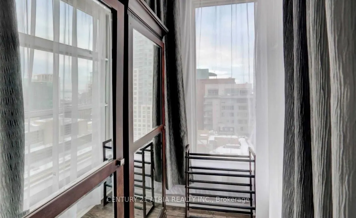 1 King Street W #2109
