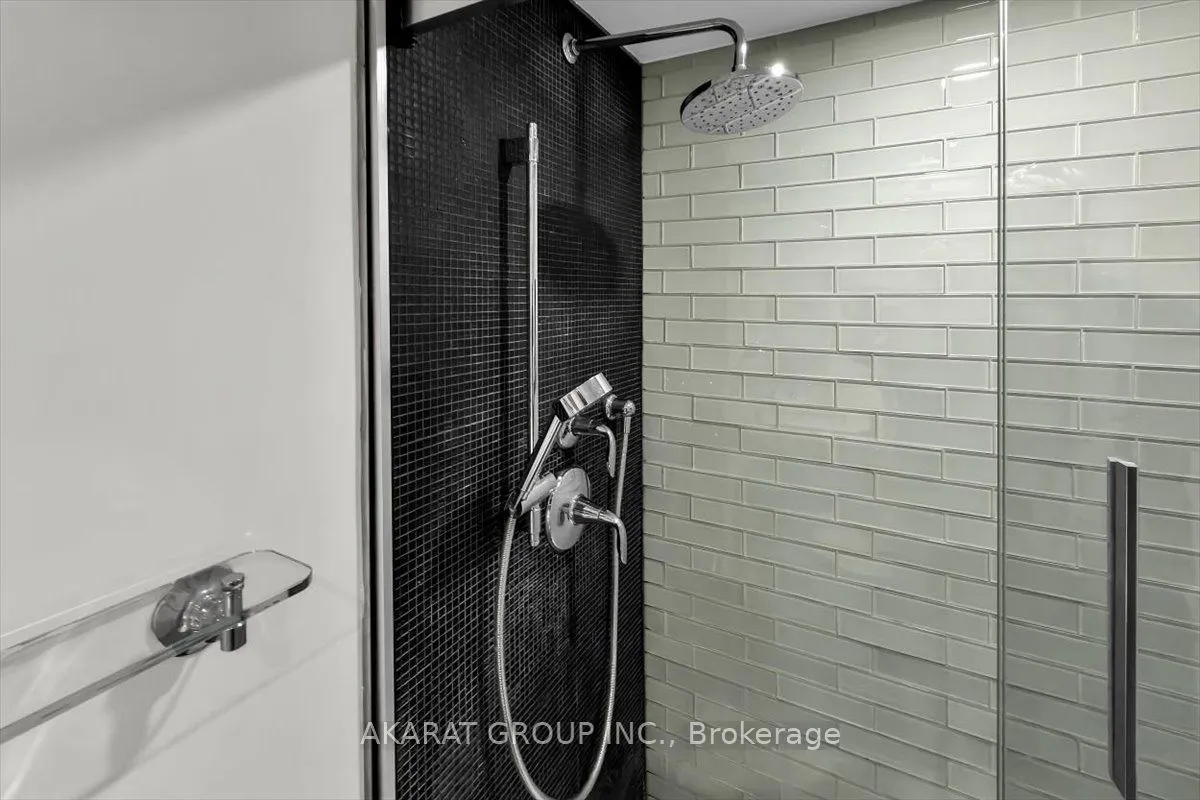 44 Gerrard Street W #1204