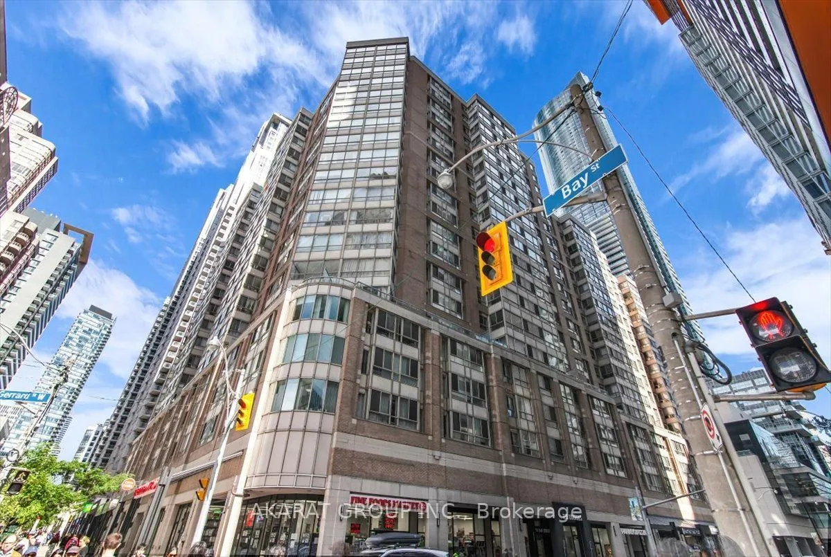 44 Gerrard Street W #1204