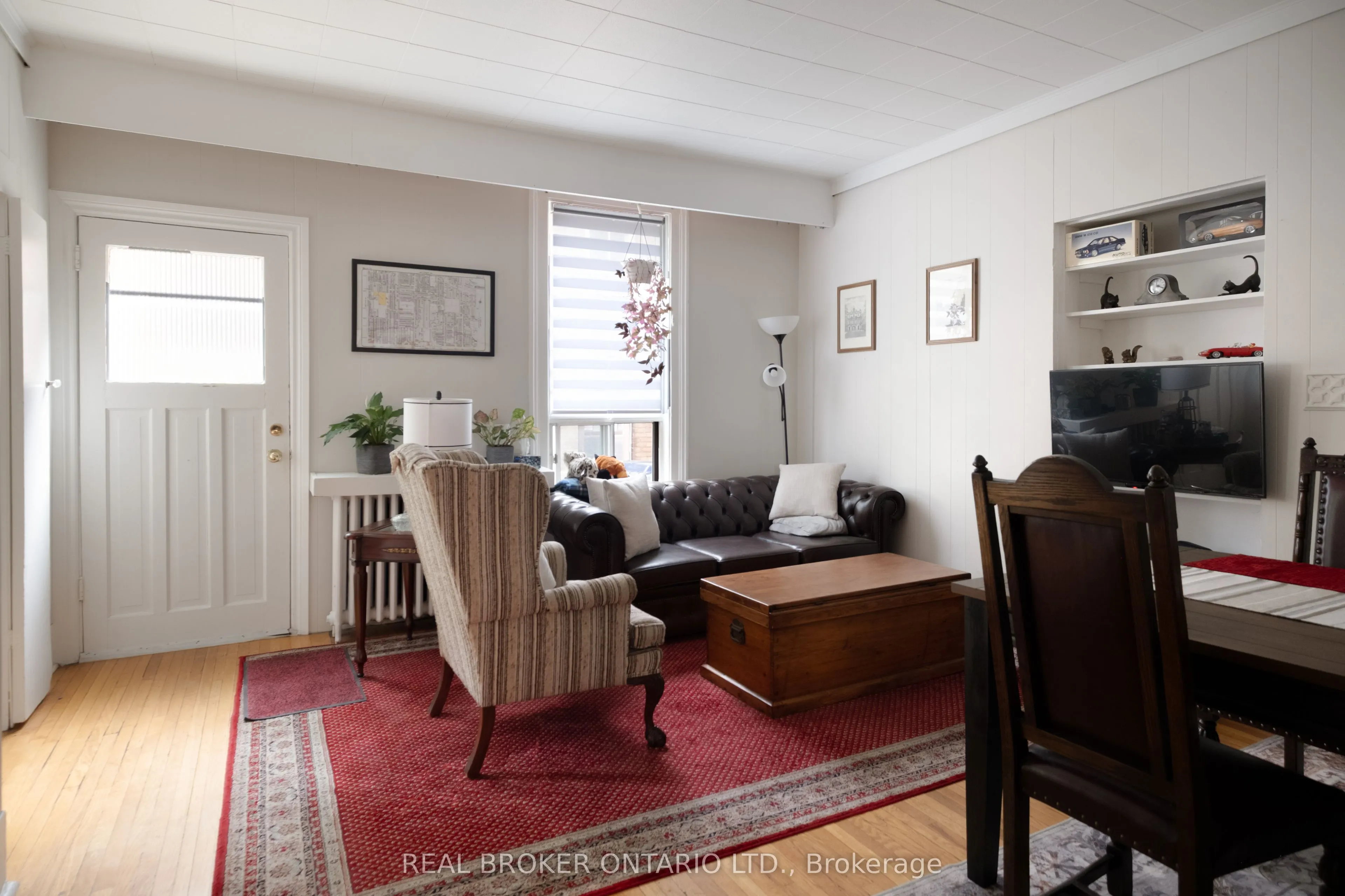 33 Atlas Avenue
