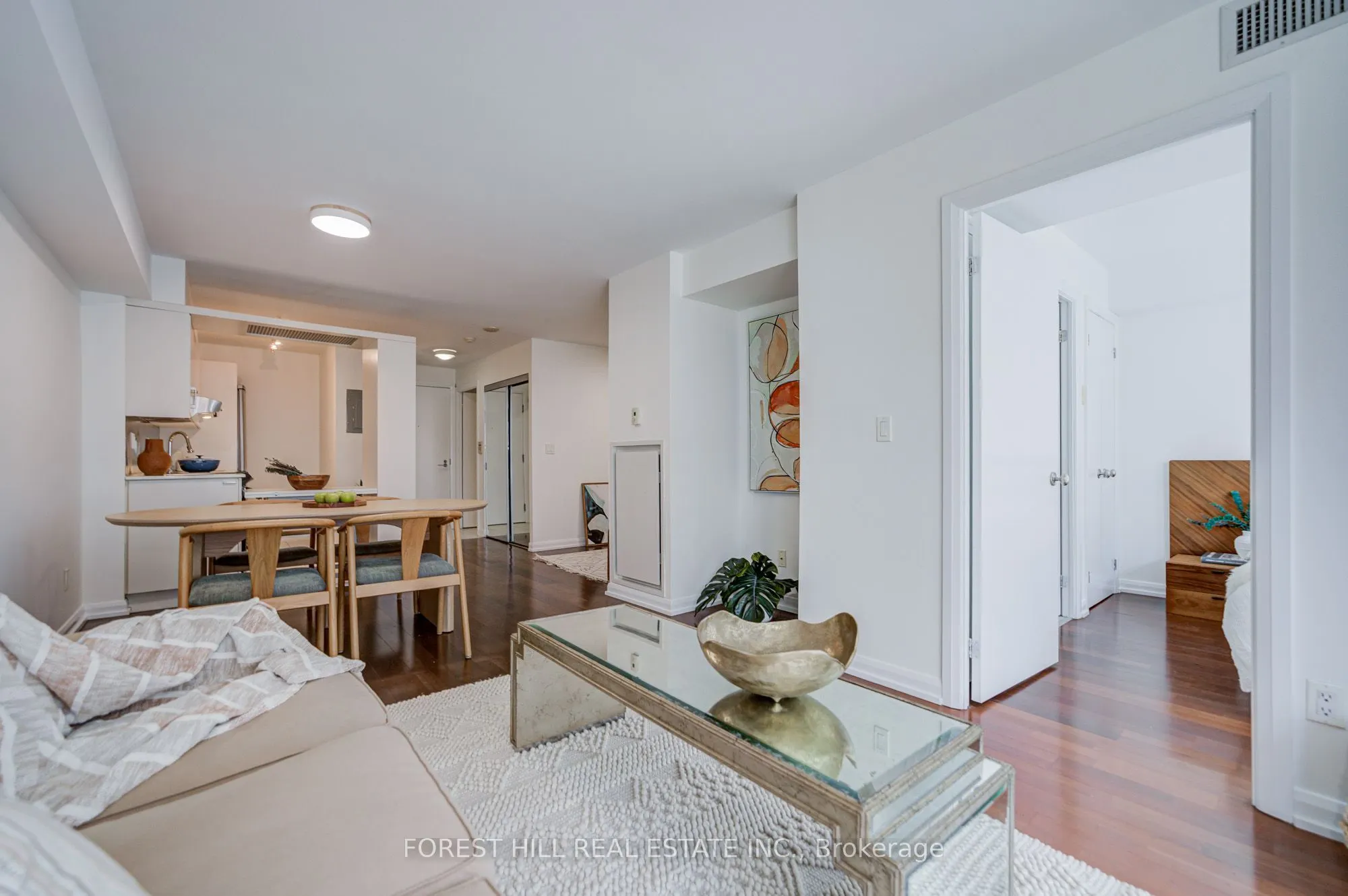 111 Elizabeth Street #917