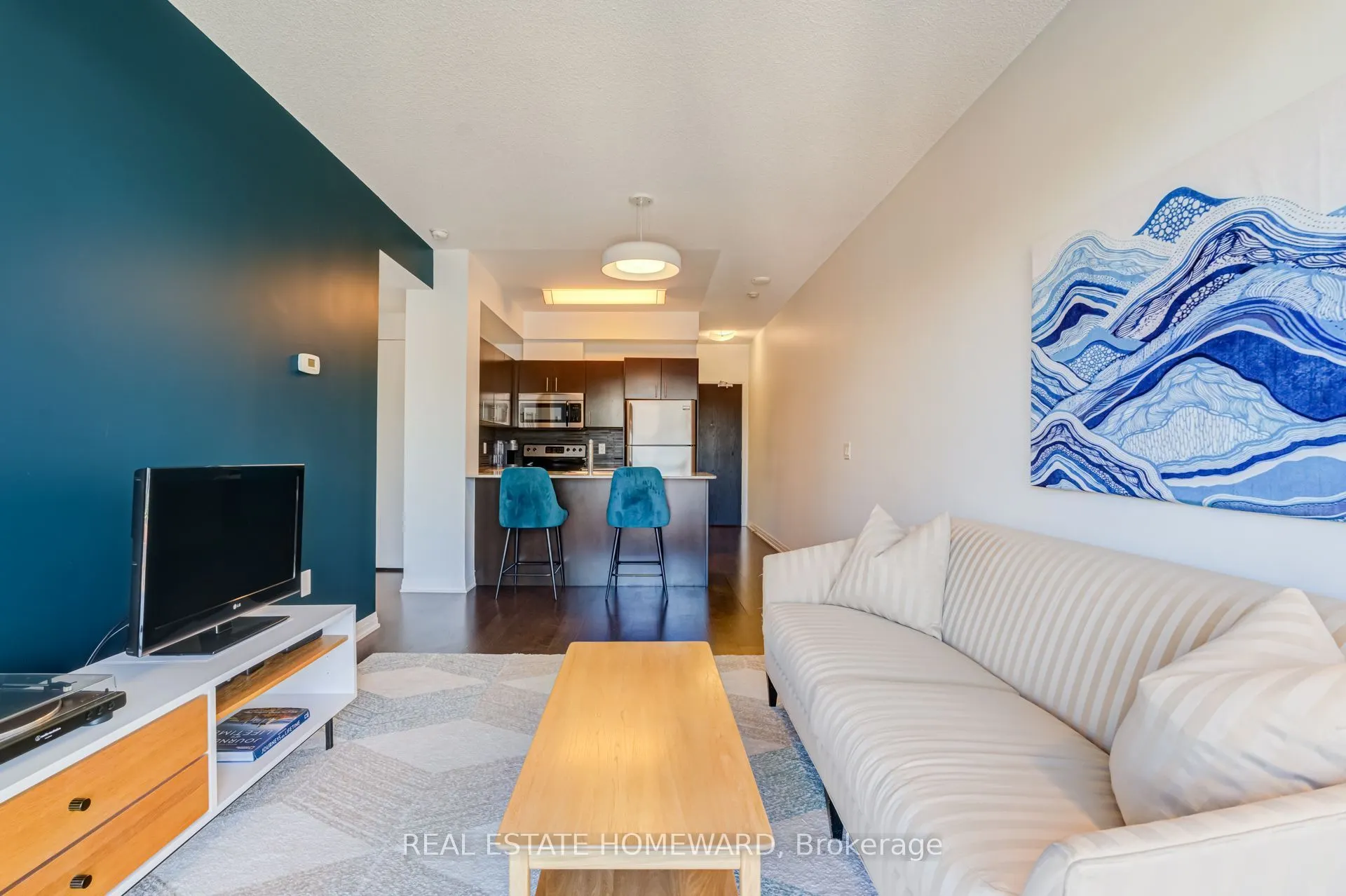 1 Cole Street #412