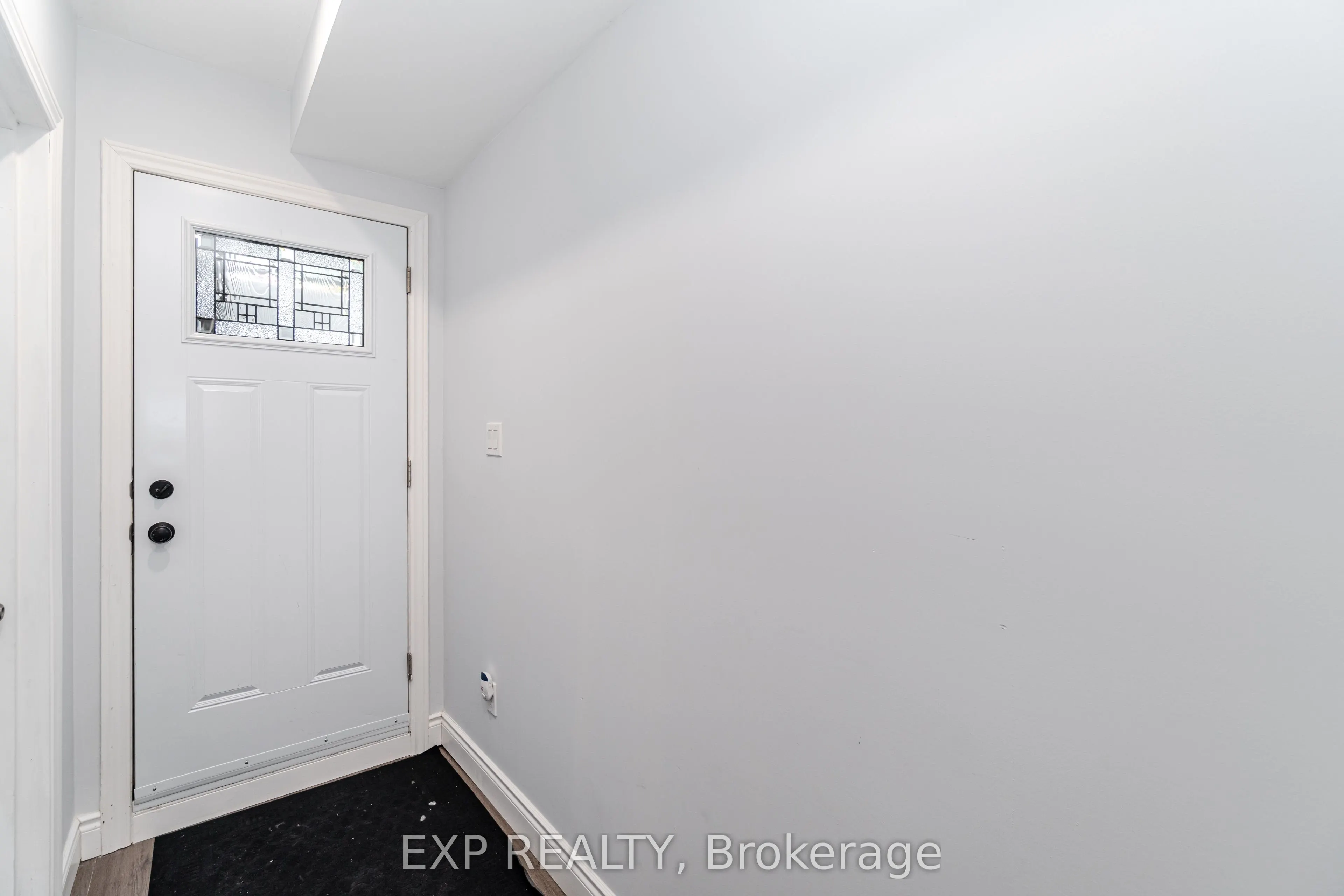 581 Crawford Street #Basmt