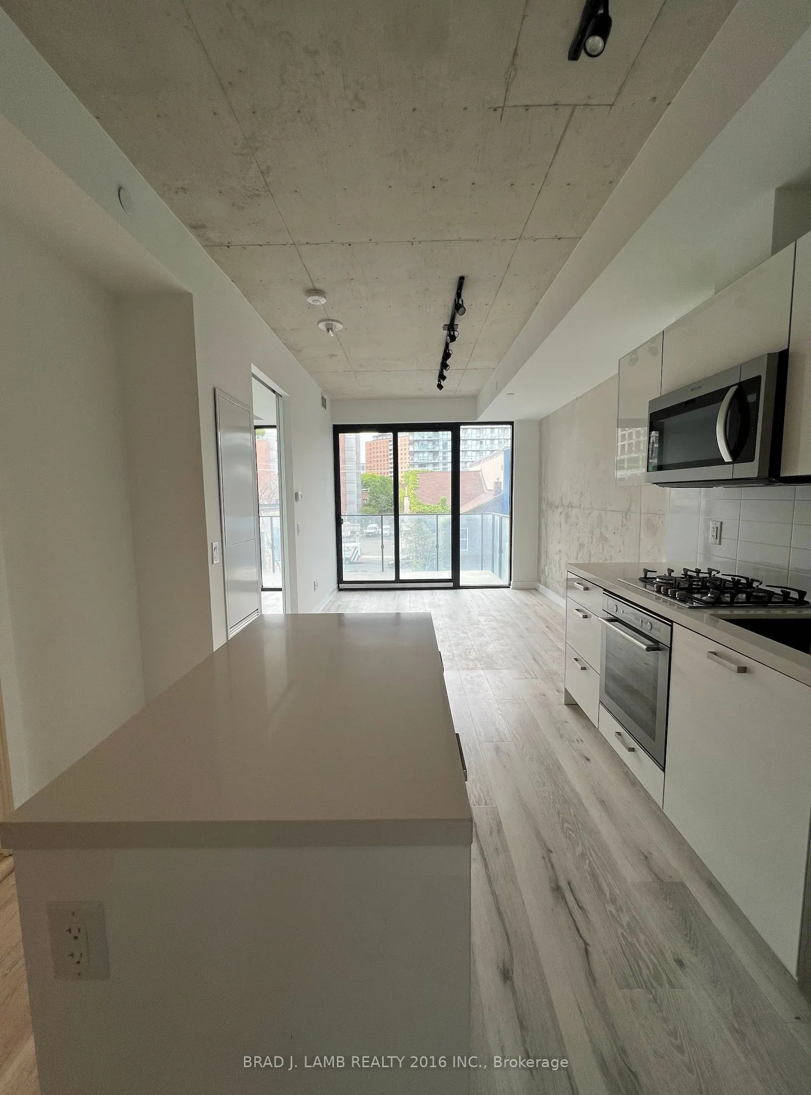 55 Ontario Street #303