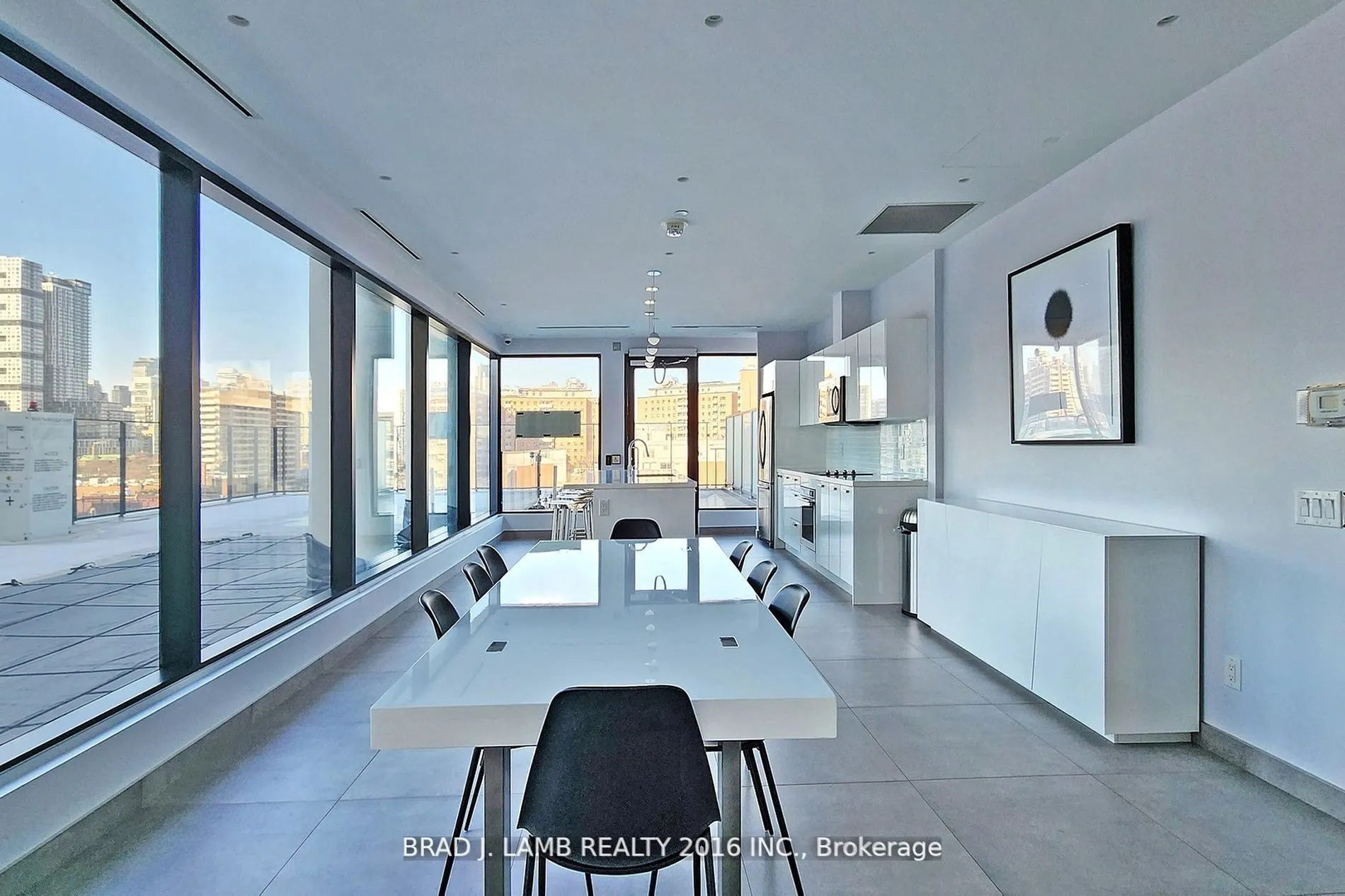 55 Ontario Street #303