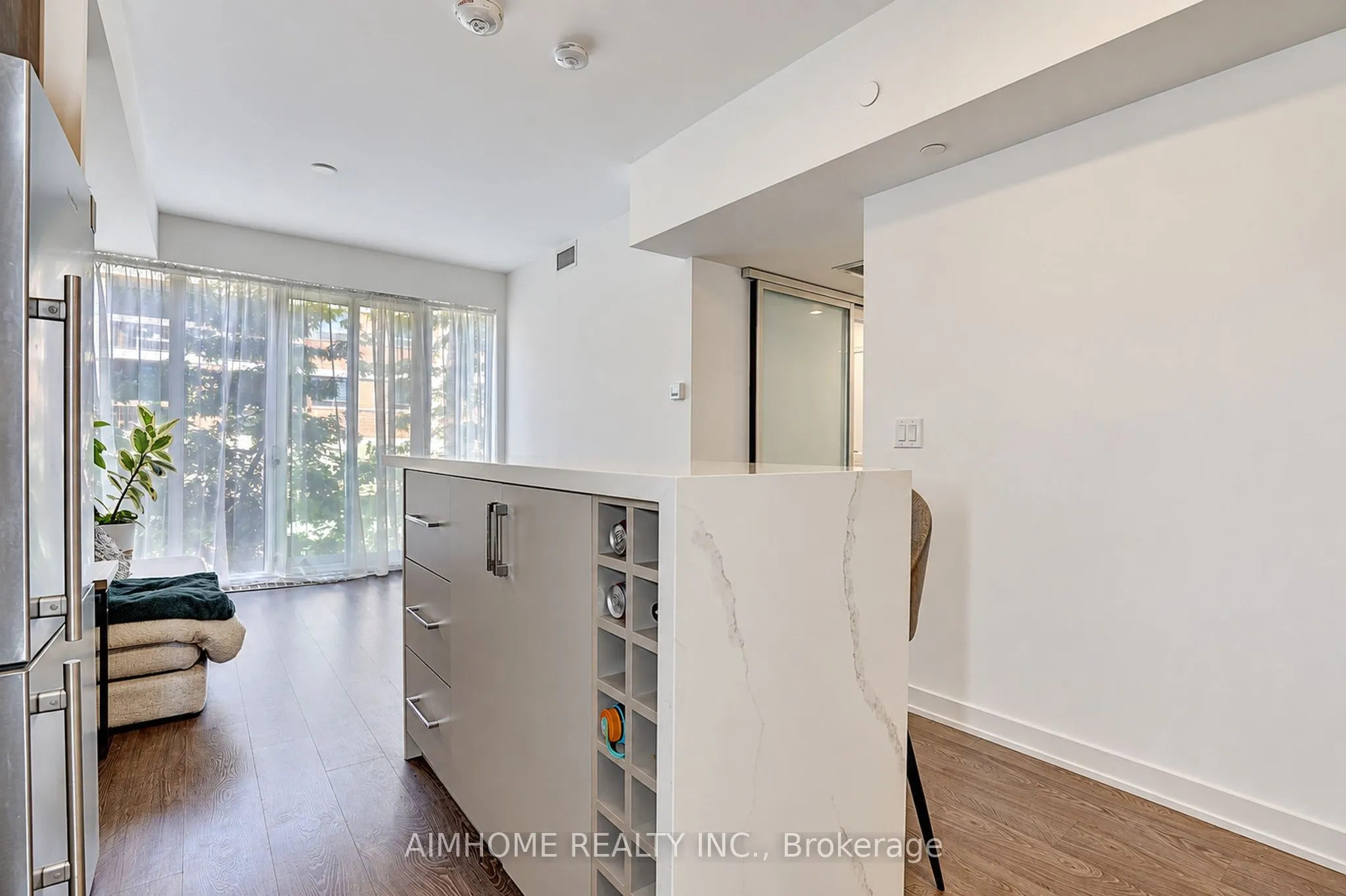 50 Mccaul Street #310
