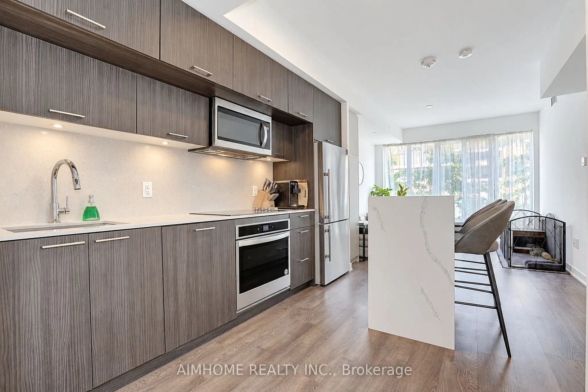 50 Mccaul Street #310