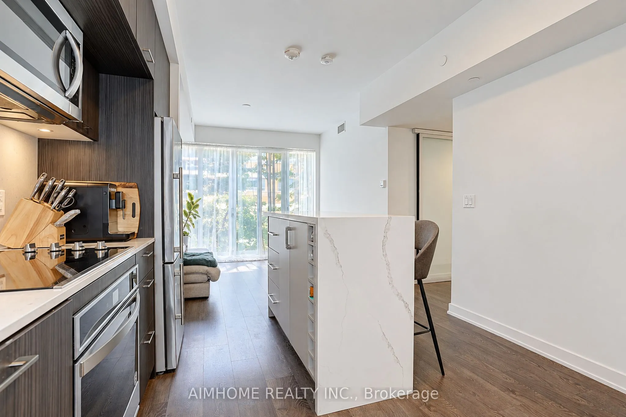 50 Mccaul Street #310