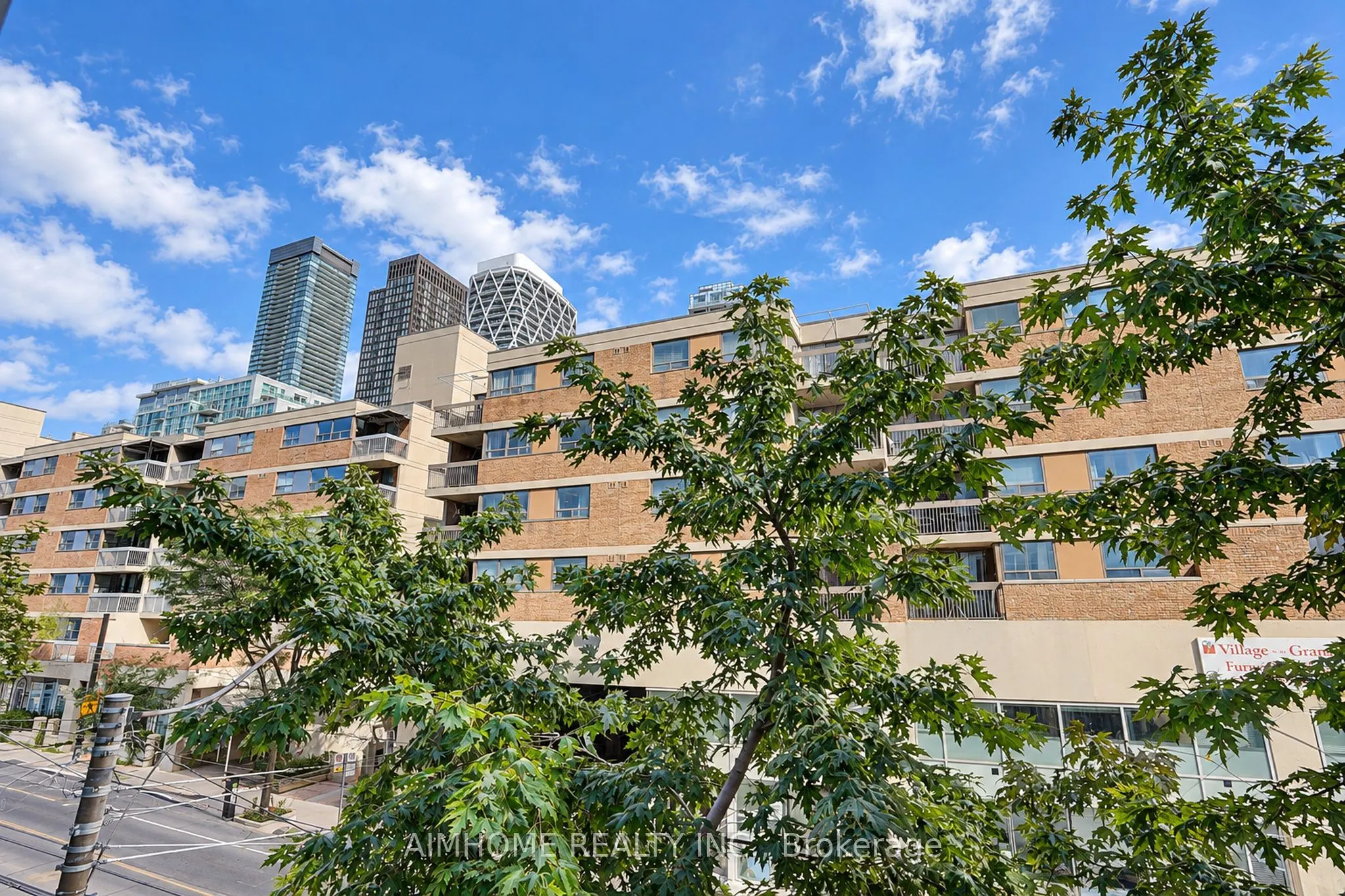 50 Mccaul Street #310