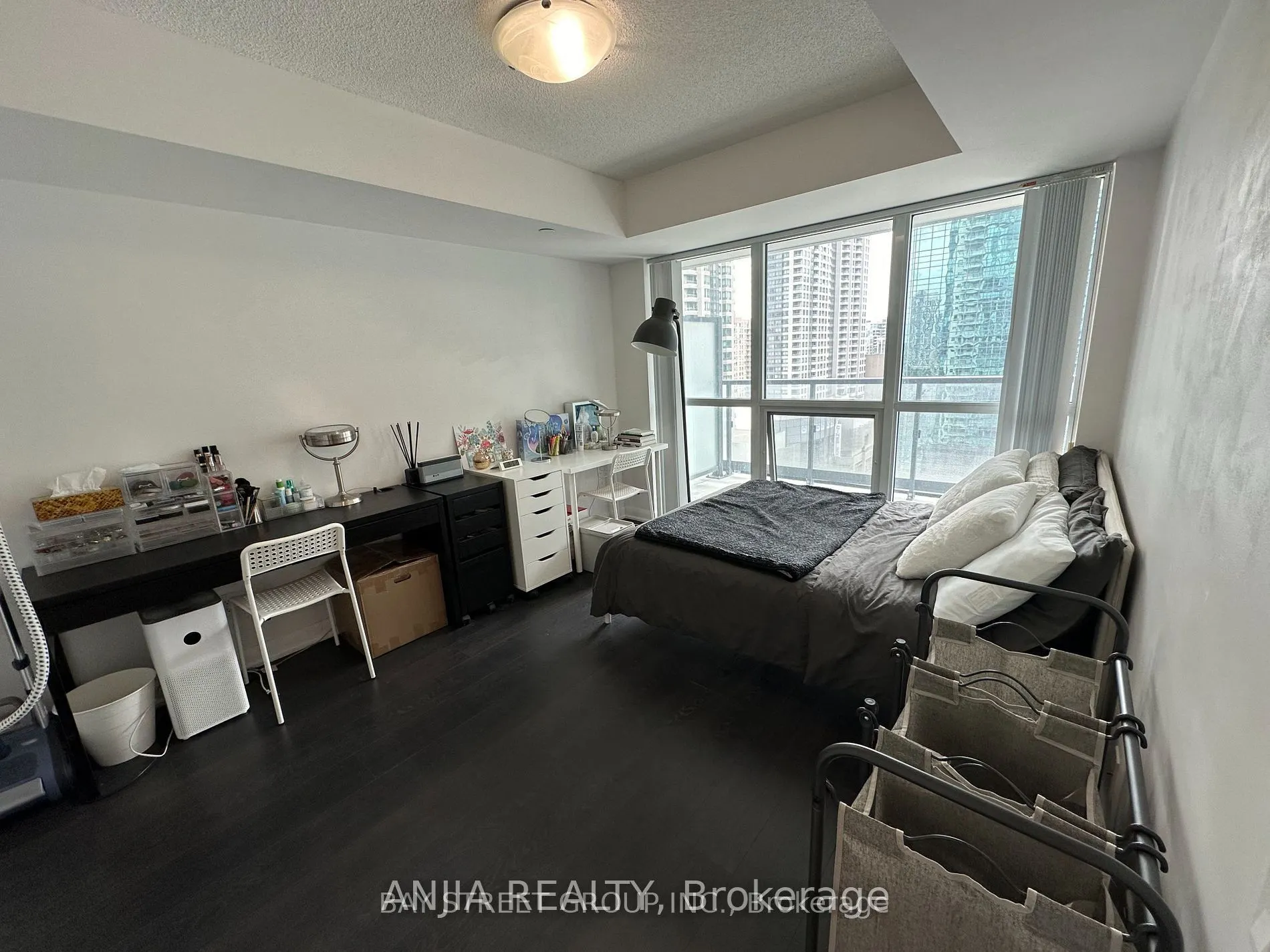 5168 Yonge Street #1702