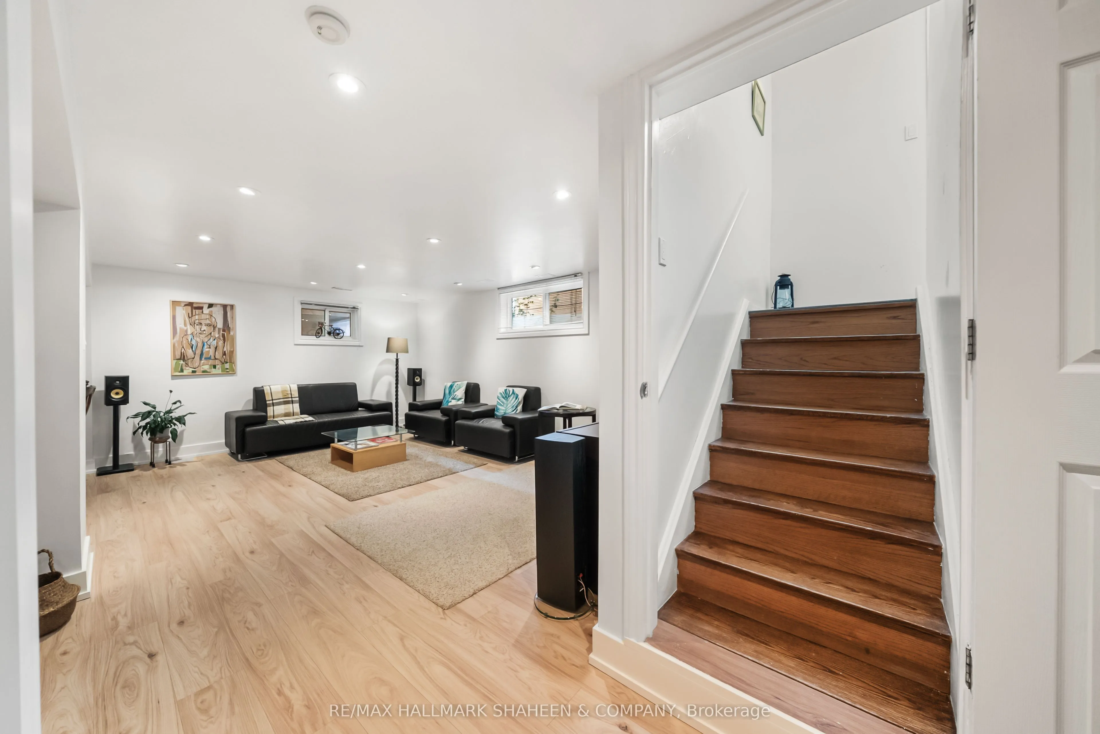 44 Elise Terrace