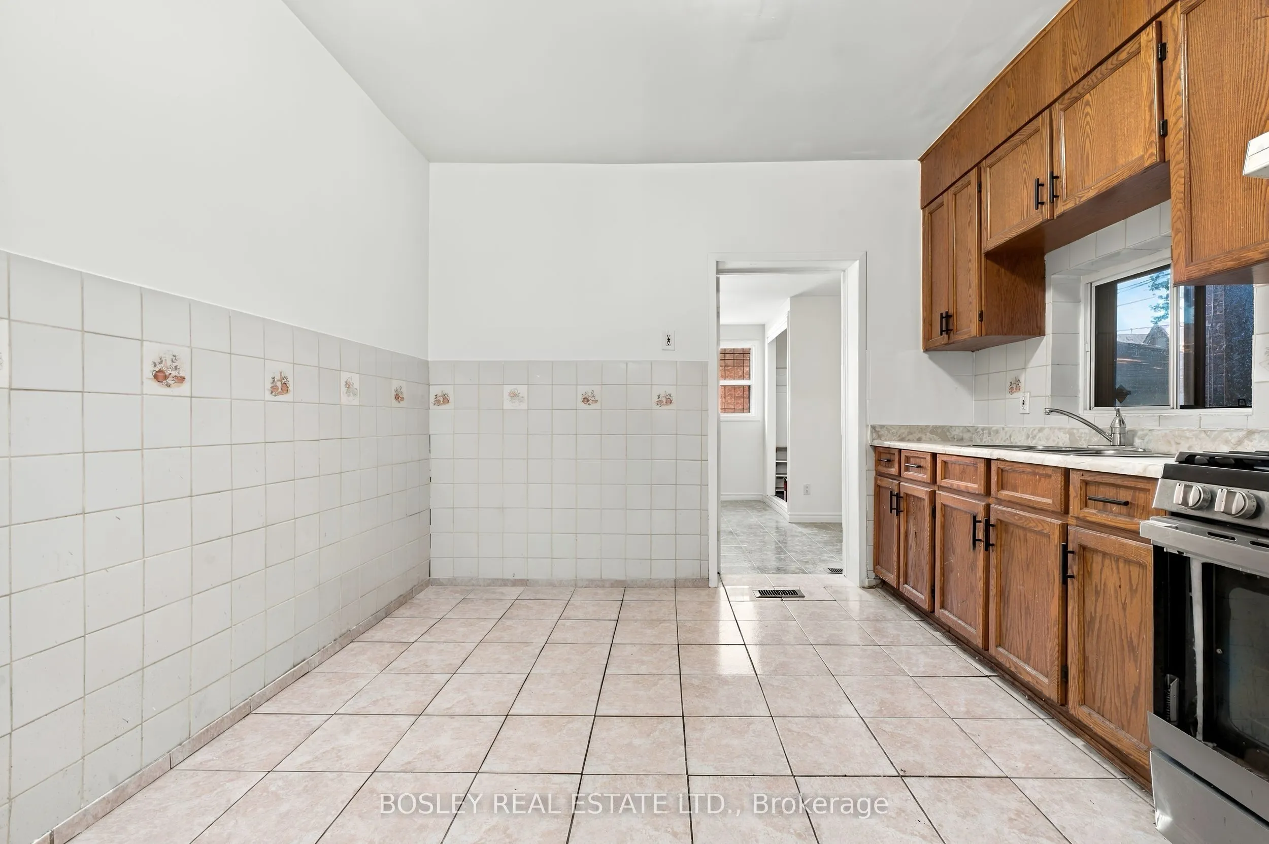 371 Brock Avenue