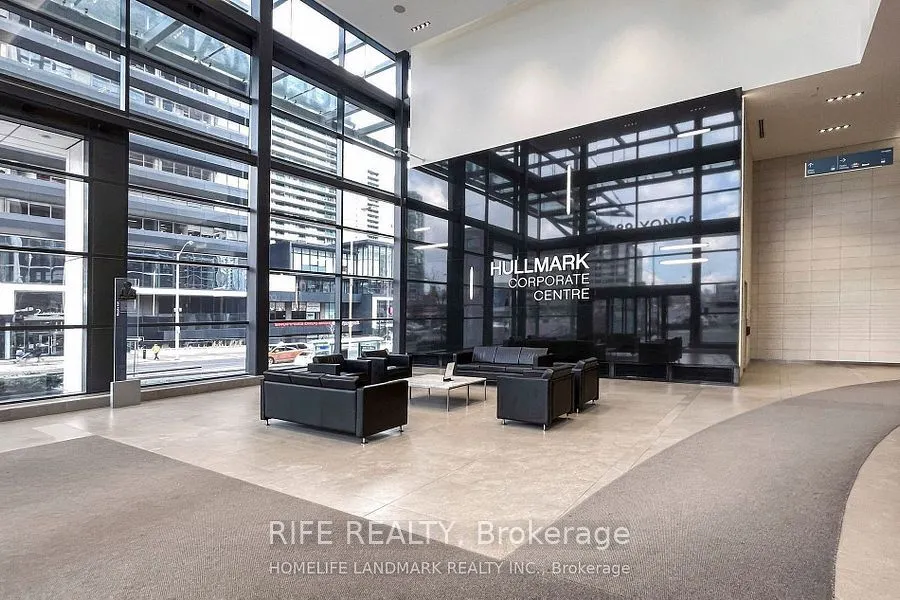 4789 Yonge Street #510-511