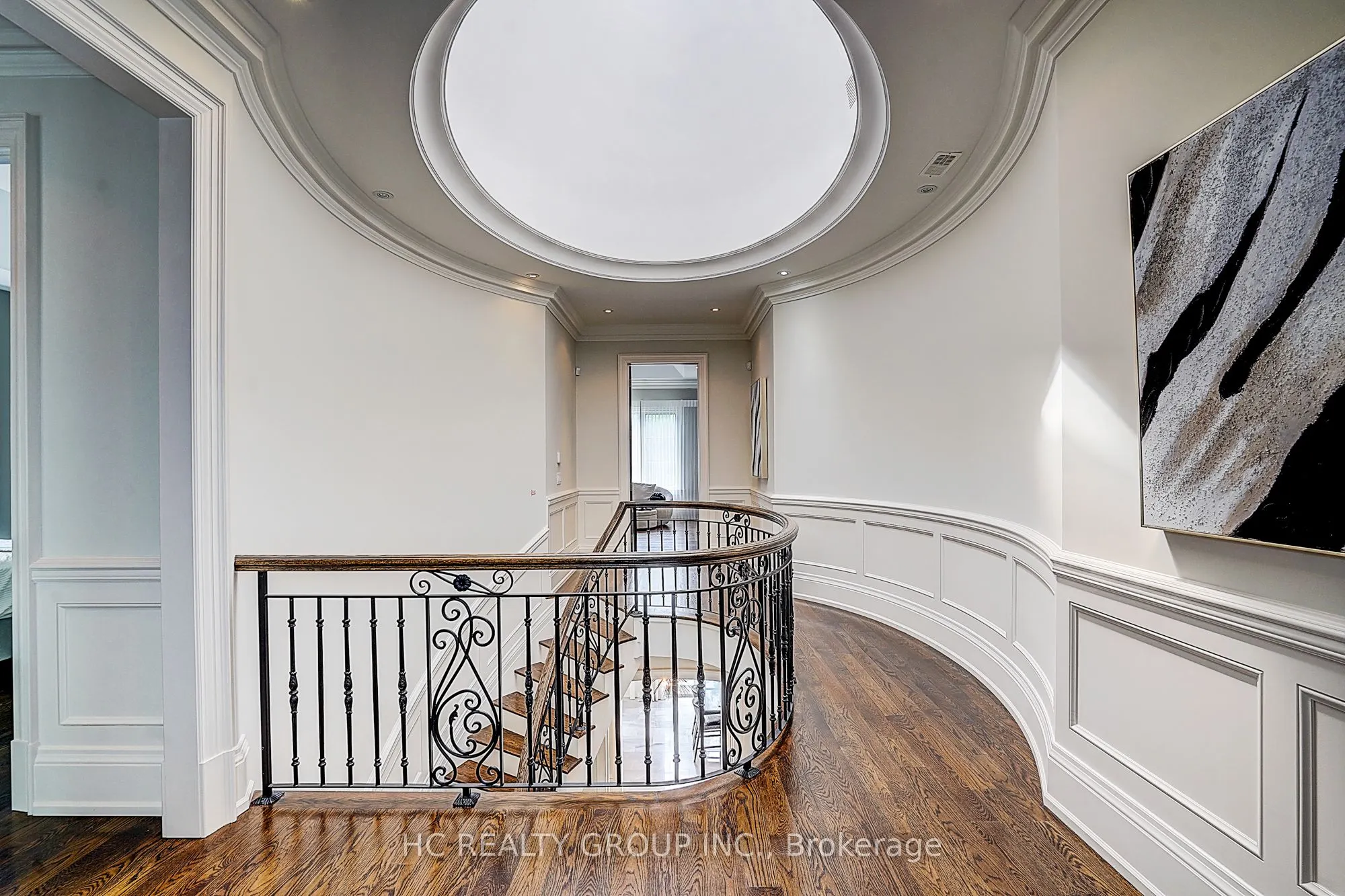 119 Strathallan Boulevard