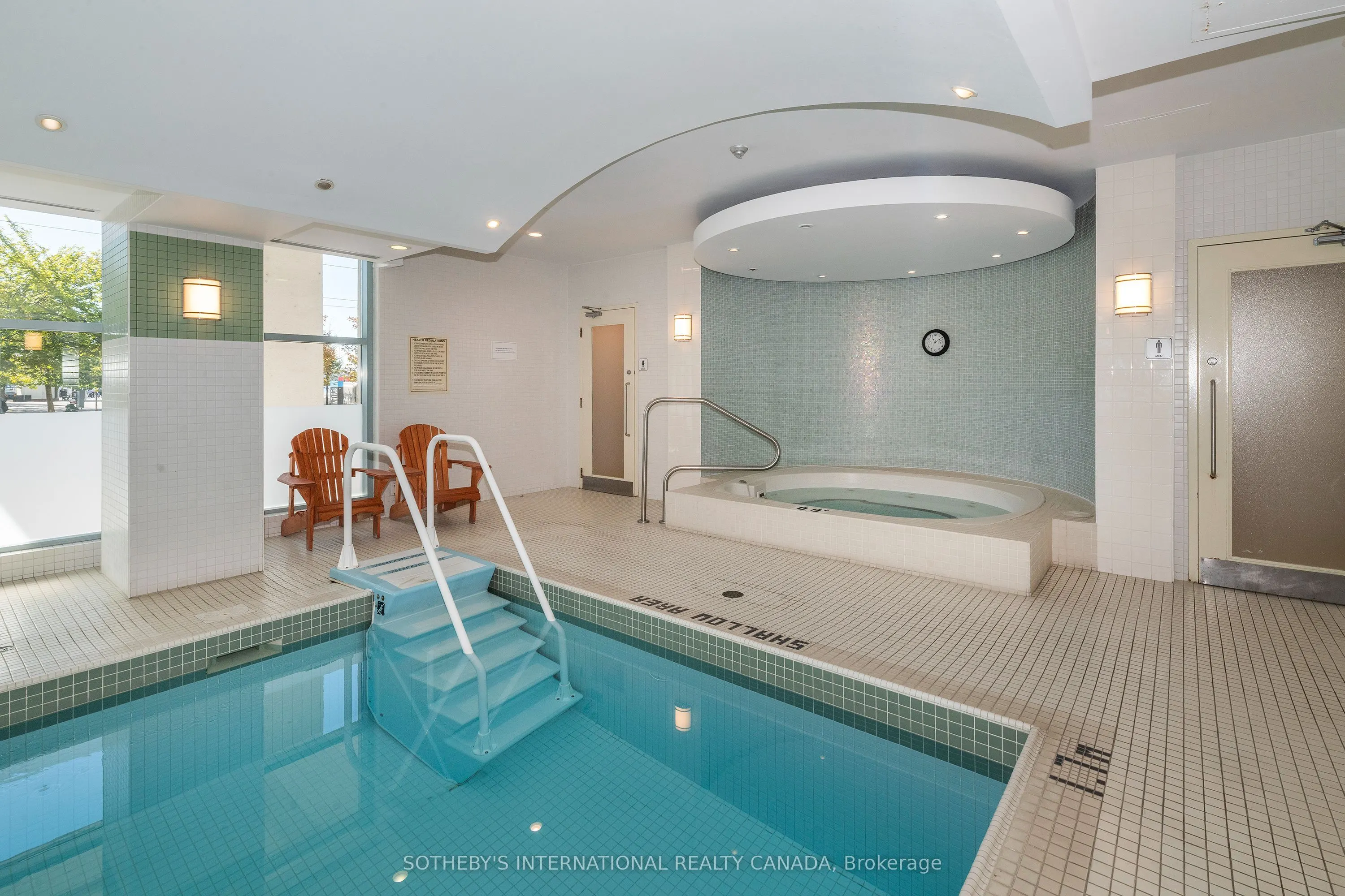 230 Queens Quay W #1815