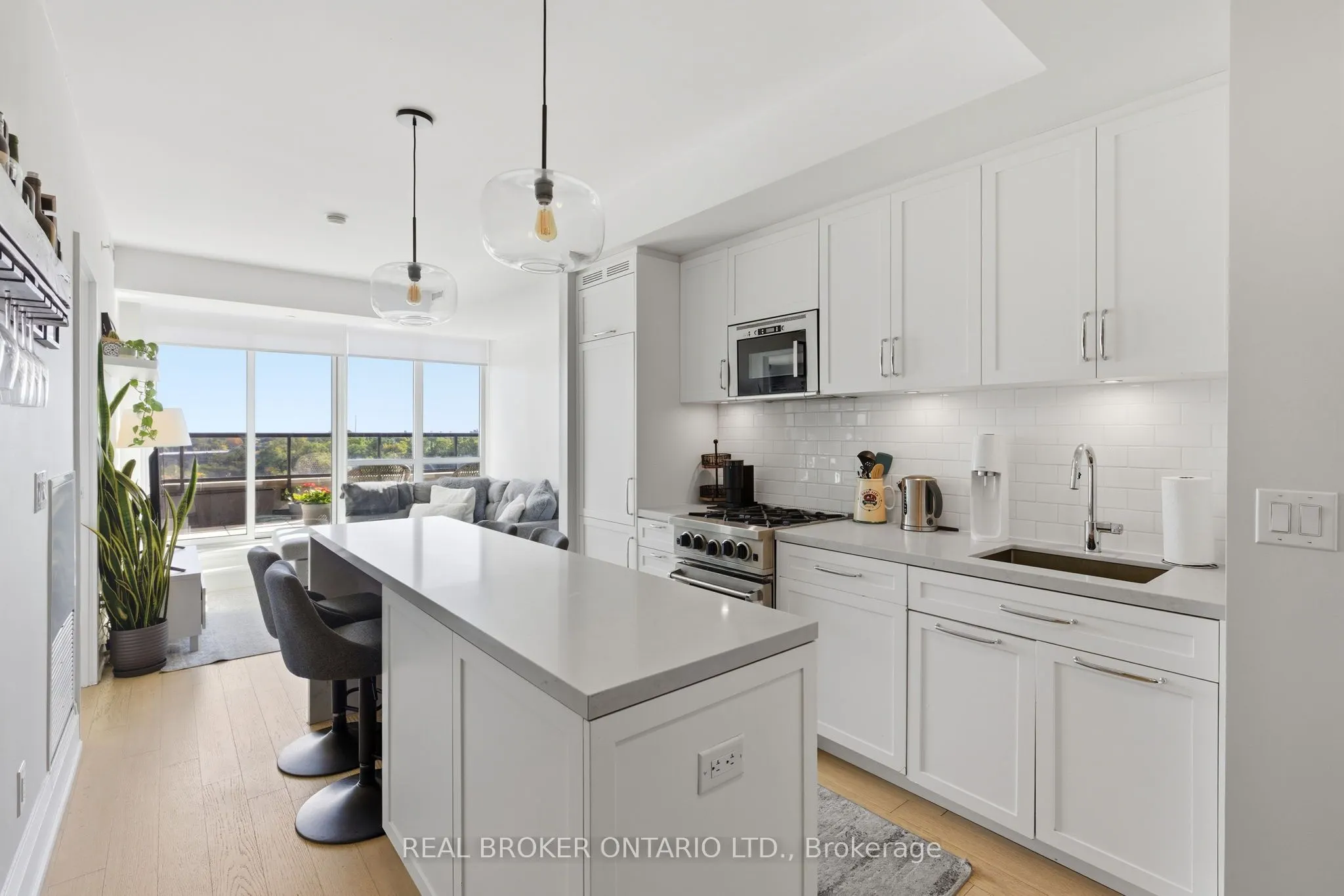 25 Malcolm Road #606