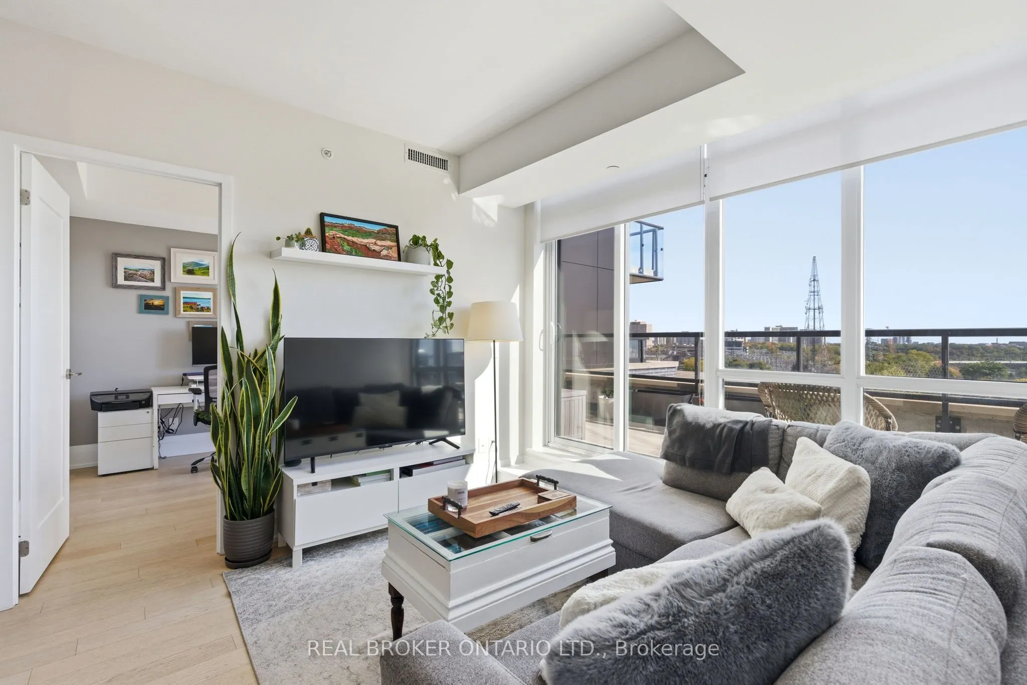 25 Malcolm Road #606